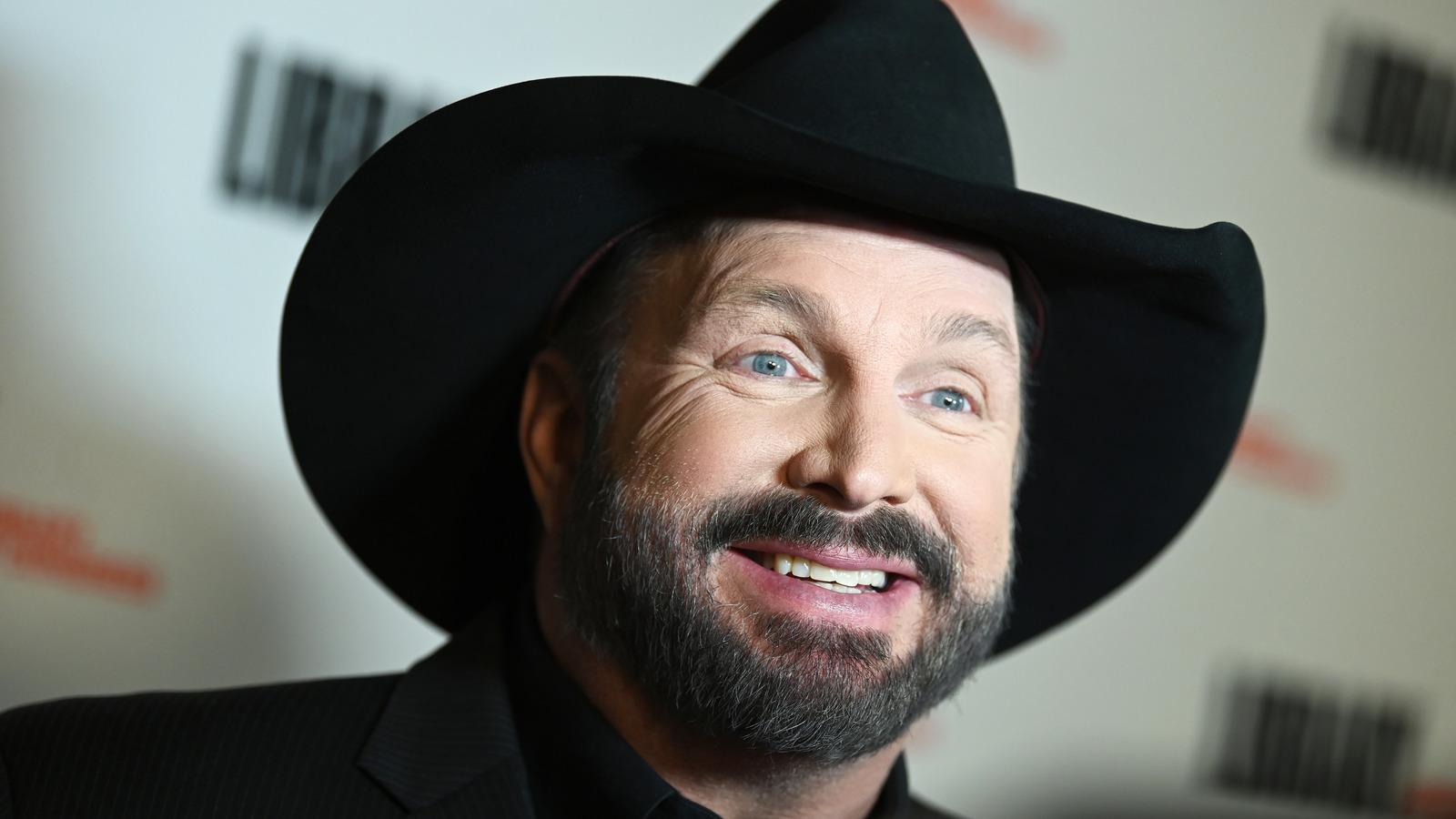 1600x900 Why Garth Brooks' Inauguration Performance Turned Heads