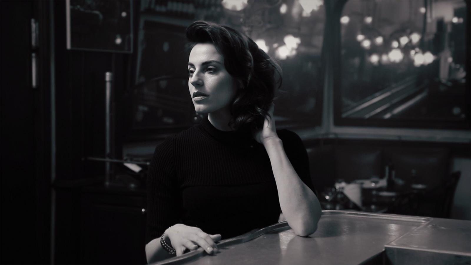 1600x900 Antje Traue