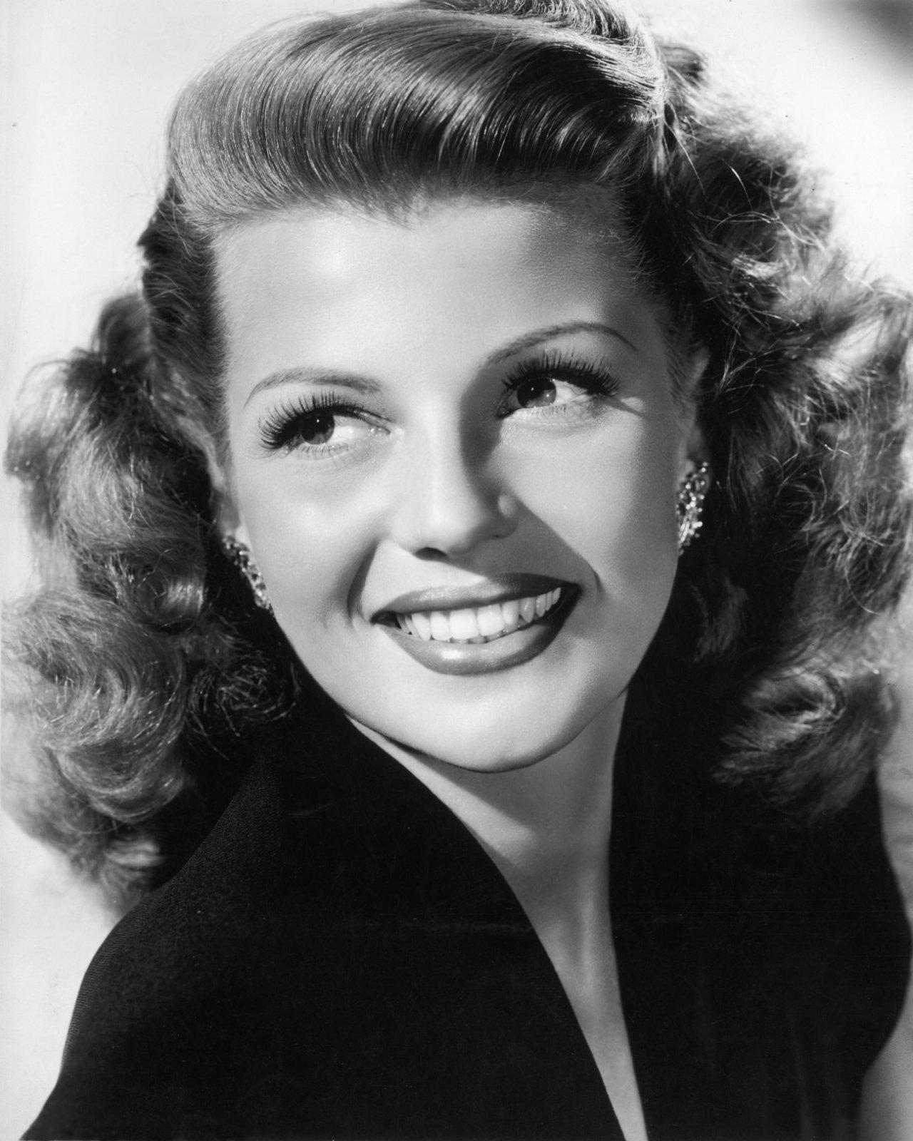 1280x1600 Rita Hayworth HD