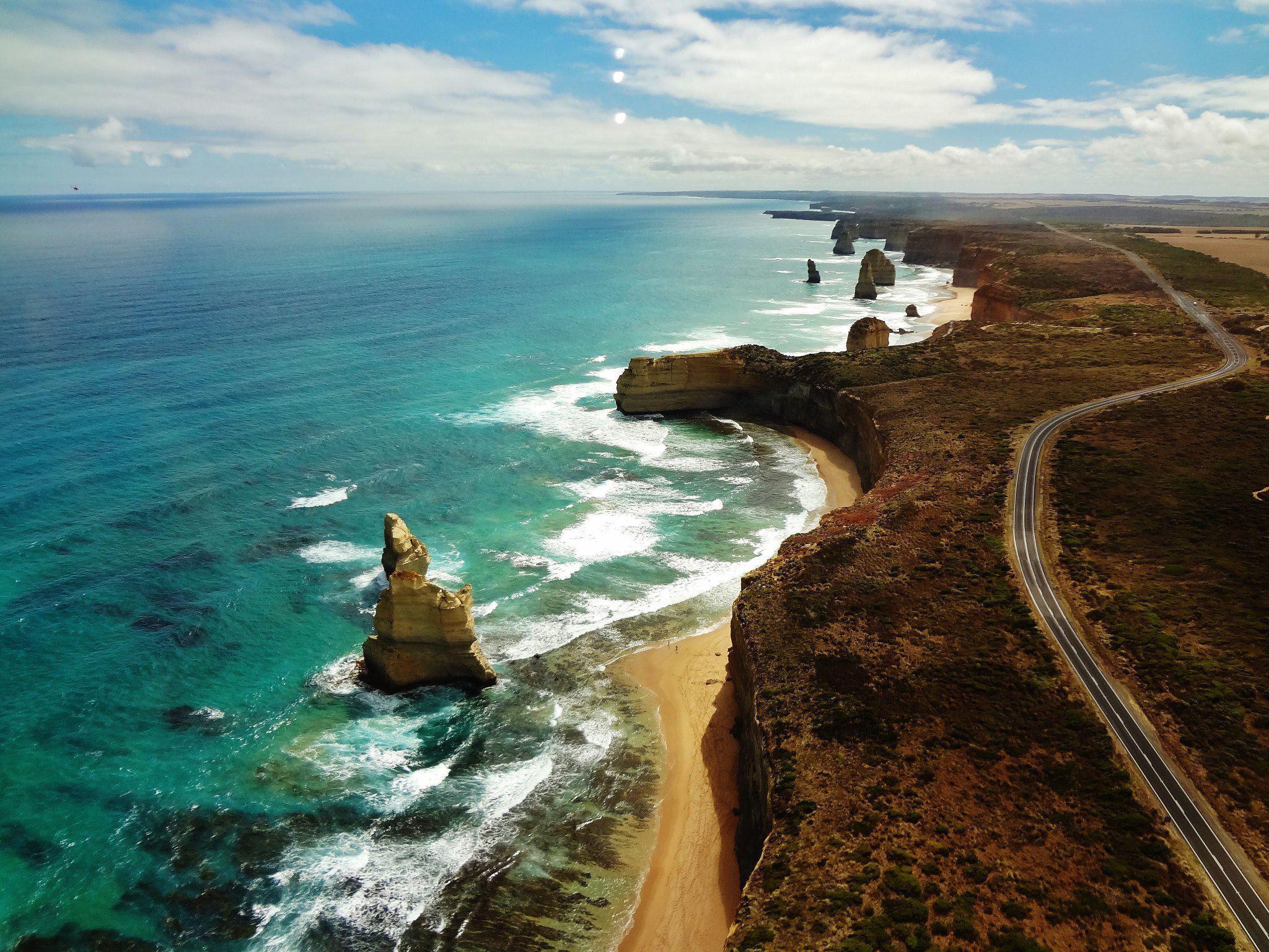 2048x1536 The World's Largest War Memorial is a Road: Great Ocean Road: teachingresources