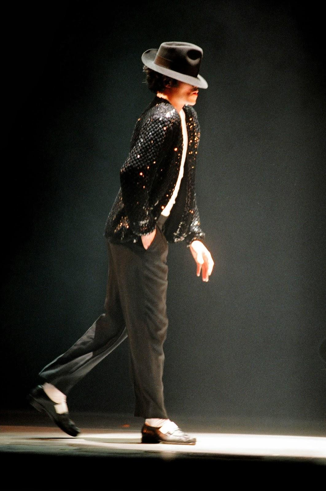 1062x1600 Michael Jackson Moonwalk HD Wallpaper