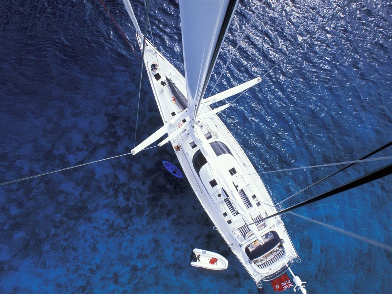 1280x960 Yacht From Above Photography Desktop Wallpaper