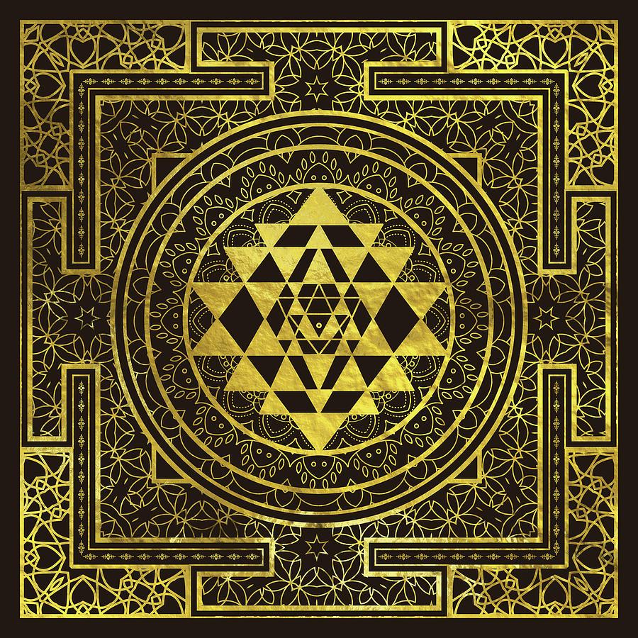 900x900 Shree Chakra Image