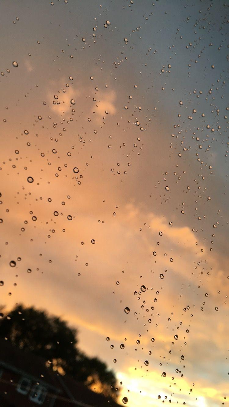750x1334 Wallpaper of water drops with lighting reflections on window & glass # wallpaper #background #waterdrops #. Nature photography, Sky aesthetic, Aesthetic wallpaper