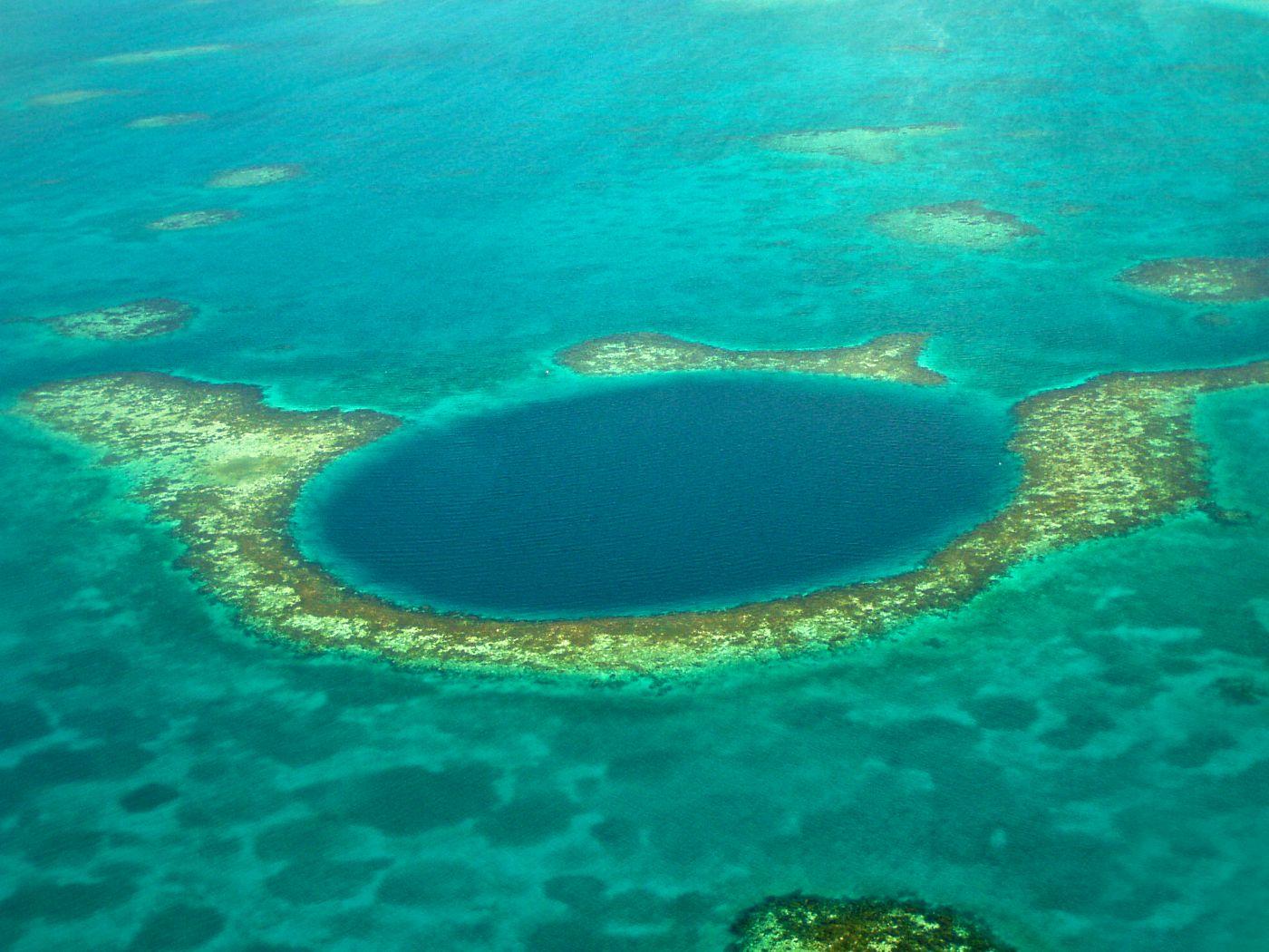 1400x1050 Leaving Belize