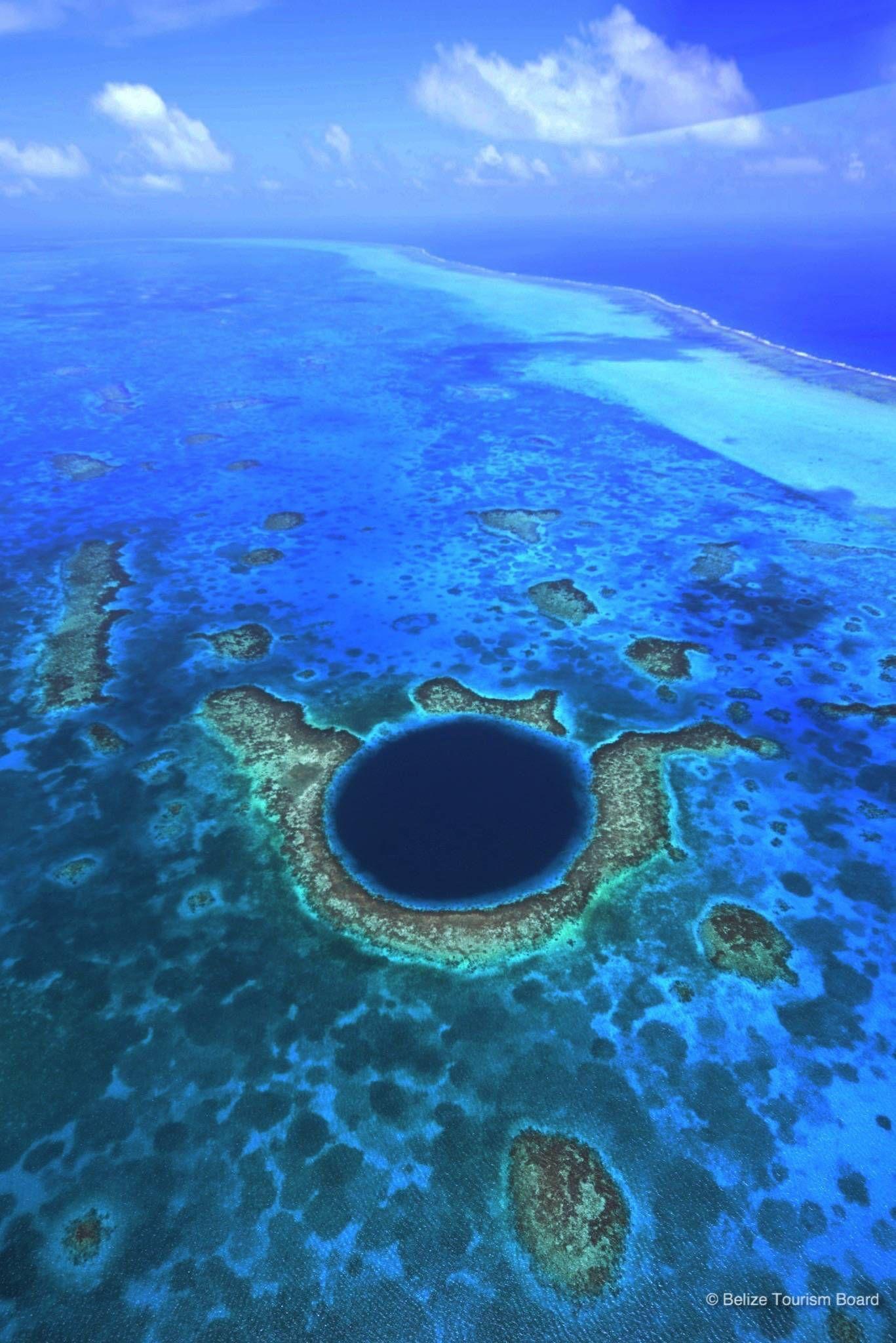 1367x2048 Belize Diving Wallpaper, HD Belize Diving Background