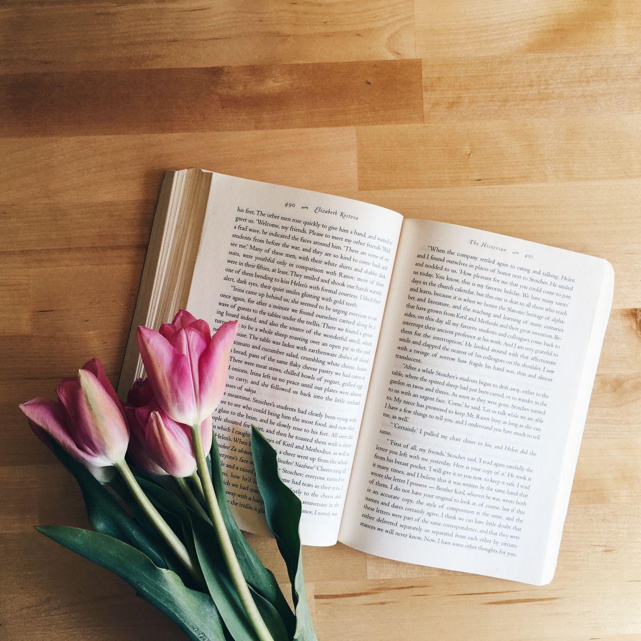 1280x1280 readstoescape: “ Books and tulips. My heart ”. Book flowers, Book and flowers, Bookstagram inspiration