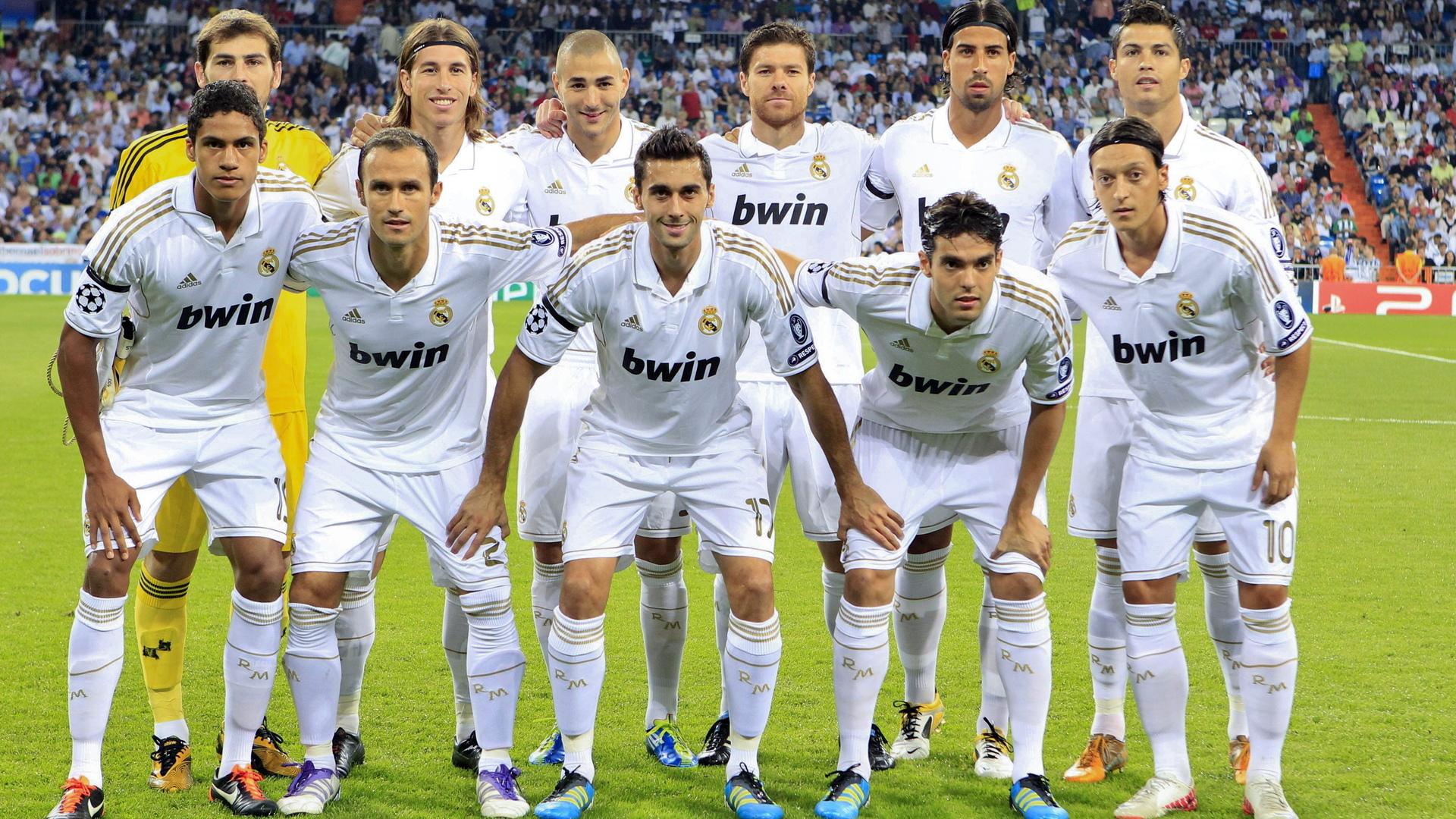 1920x1080 1920x1080 arbeloa, Real madrid, kaka, cr benzema, team, ozil, varan, s.ramos, casillas, ronaldo, khedira