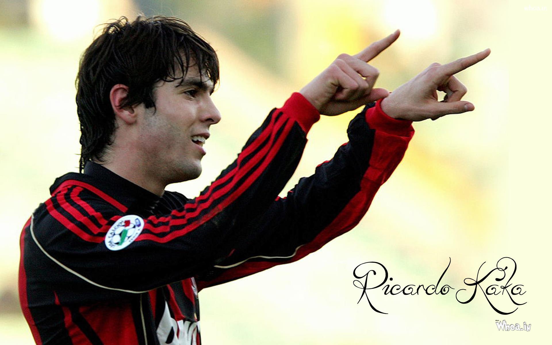 1920x1200 Ronaldo Kaka In Red Dark T Shirt With Light Background Wallpaper