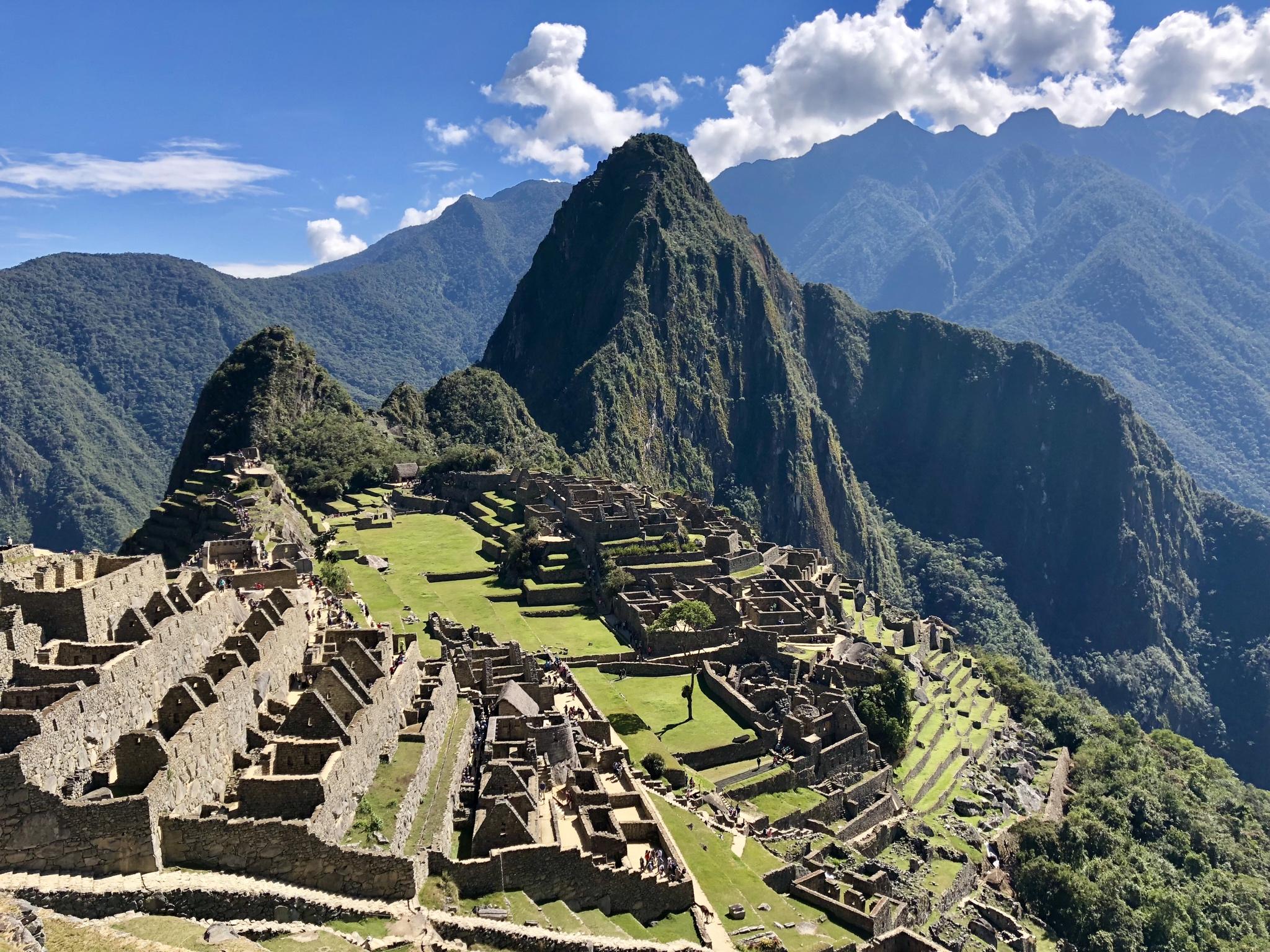 2048x1536 Travel: (iPhone X pics) Peru: Machu Picchu and Rainbow Mountain