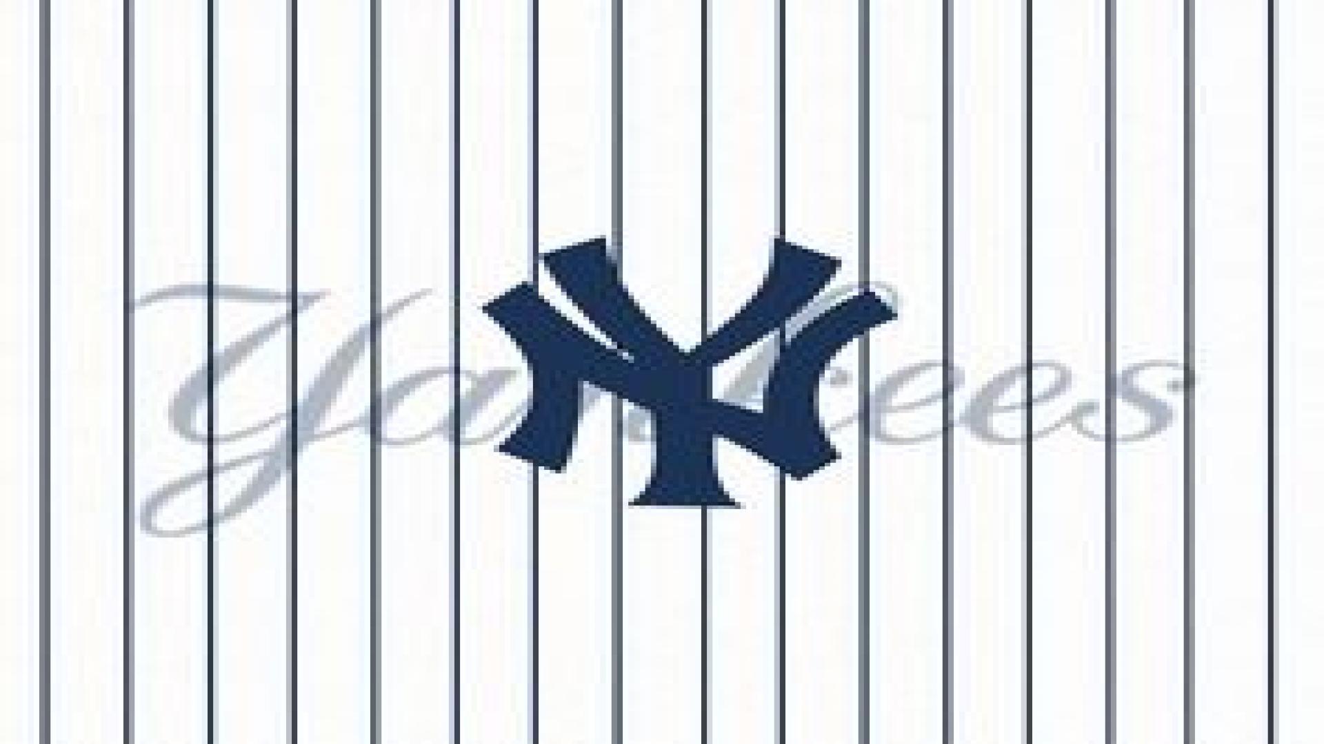 New York Yankee Pinstripe Wallpaper