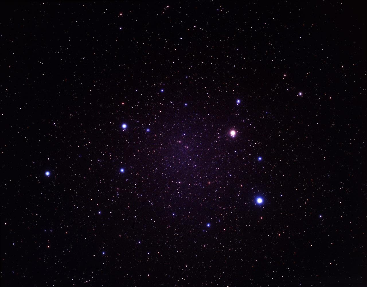 1280x1001 Wide Field Image Of Leo And Arp 87 (ground Based Image)