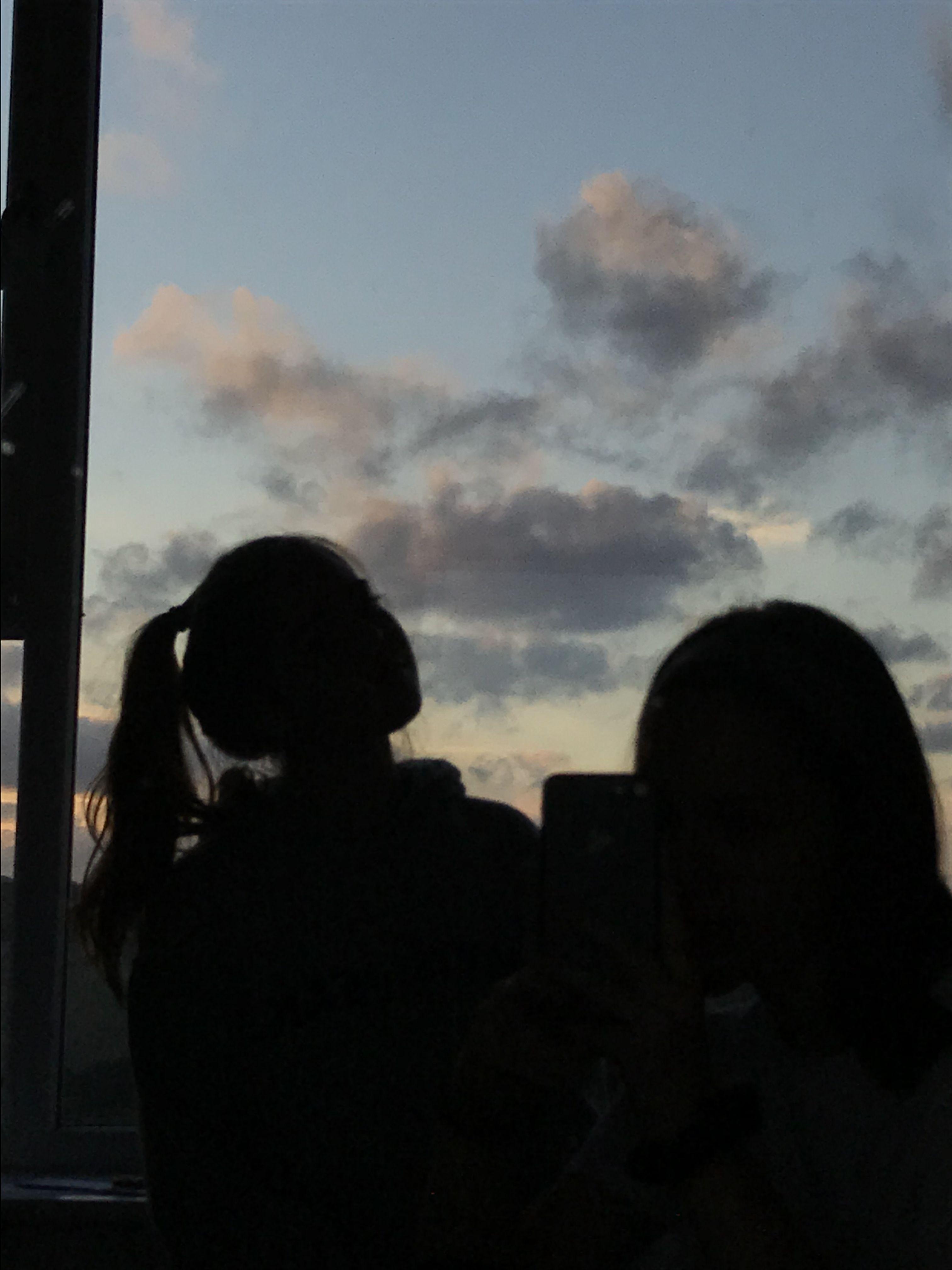 3024x4032 Aesthetic Wallpaper With Best Friend