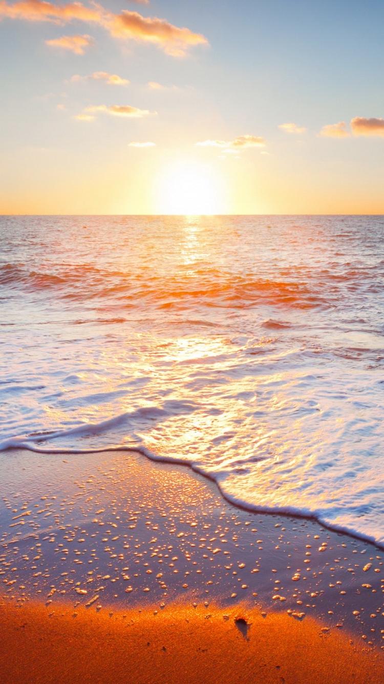 750x1334 iPhone Sunset At The Beach Wallpaper