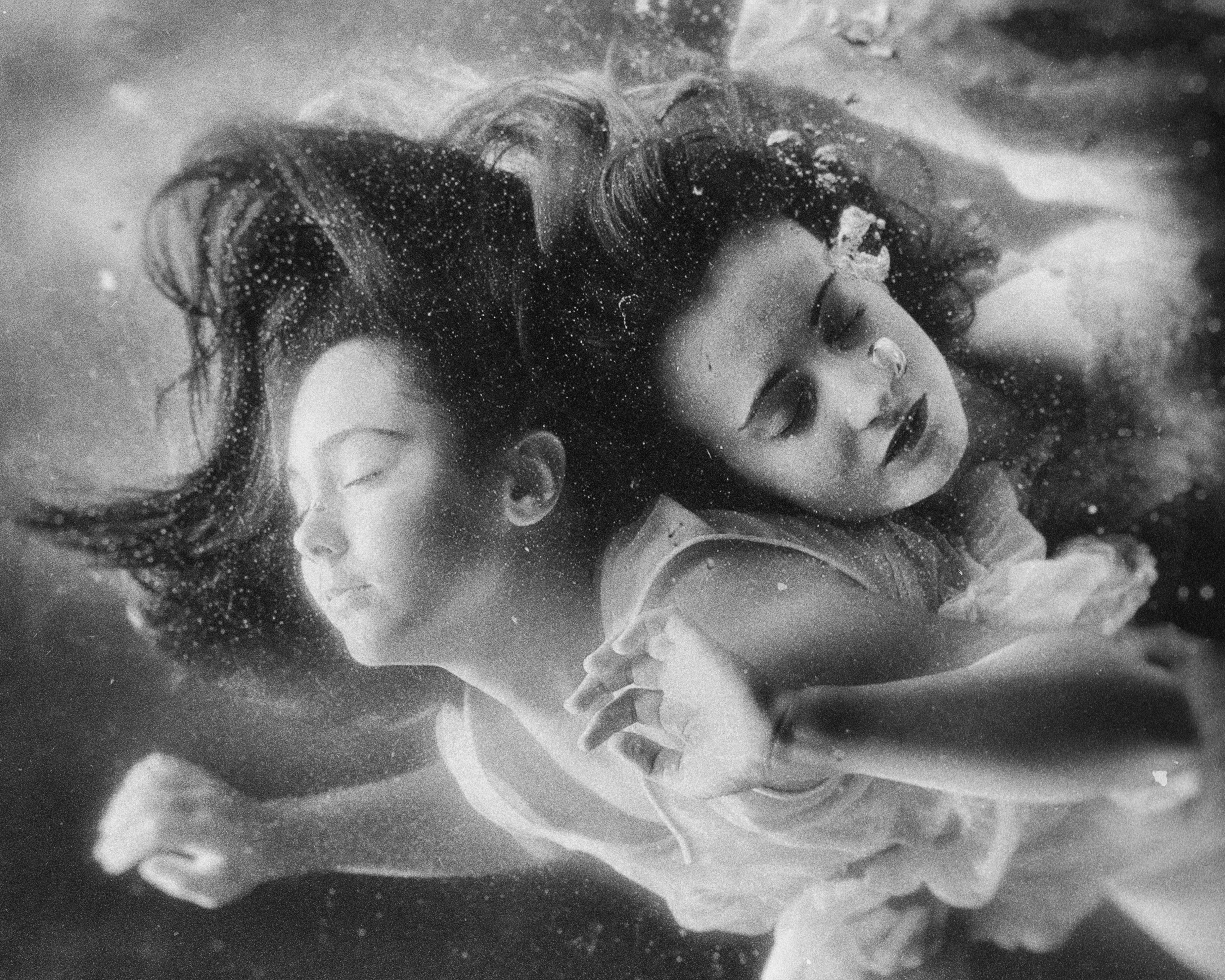 6000x4800 6000x4800 #mono, #underwater, #flow, #water, #bubble, #Creative Commons image. Mocah HD Wallpaper
