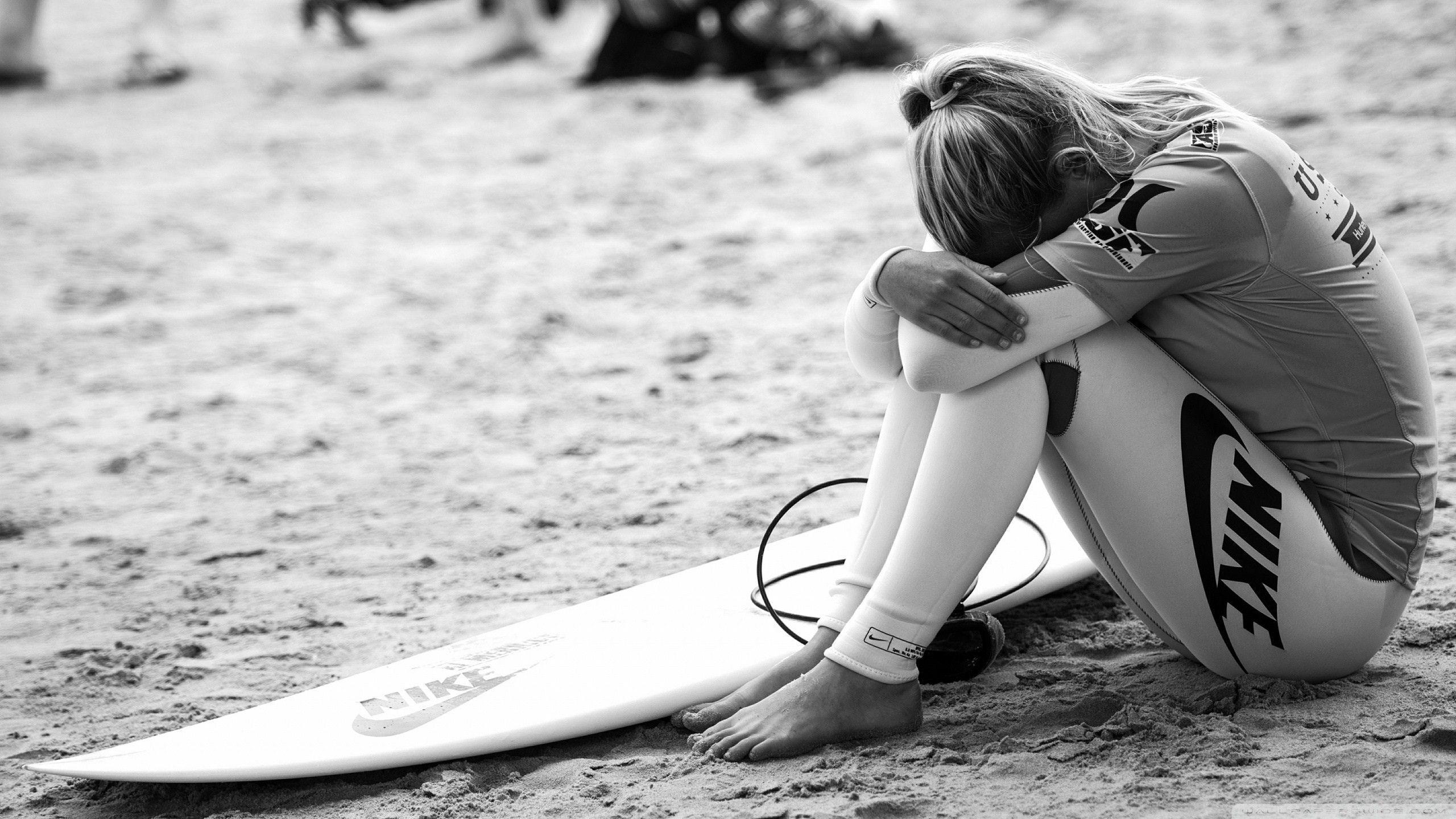 2560x1440 Nike Surf Wallpaper