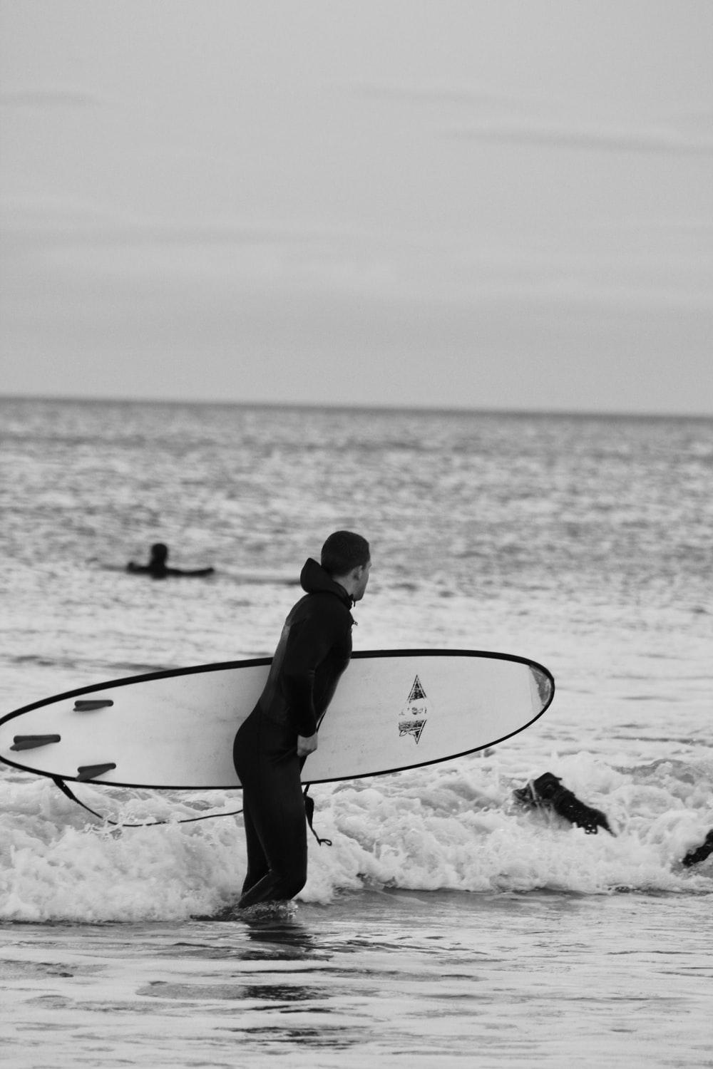 Surfing Black and White Wallpapers - Top Free Surfing Black and White