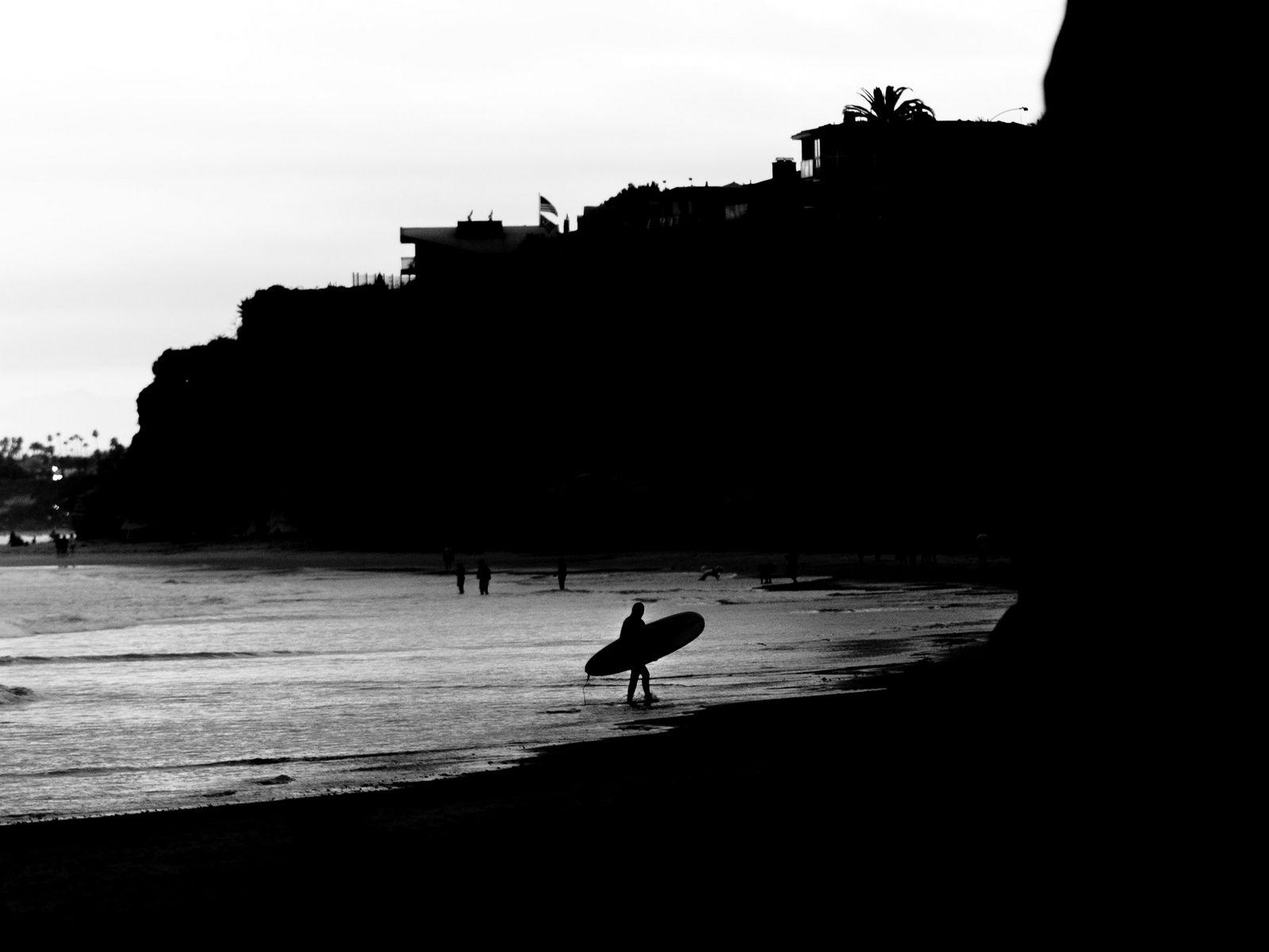 Surfing Black and White Wallpapers - Top Free Surfing Black and White