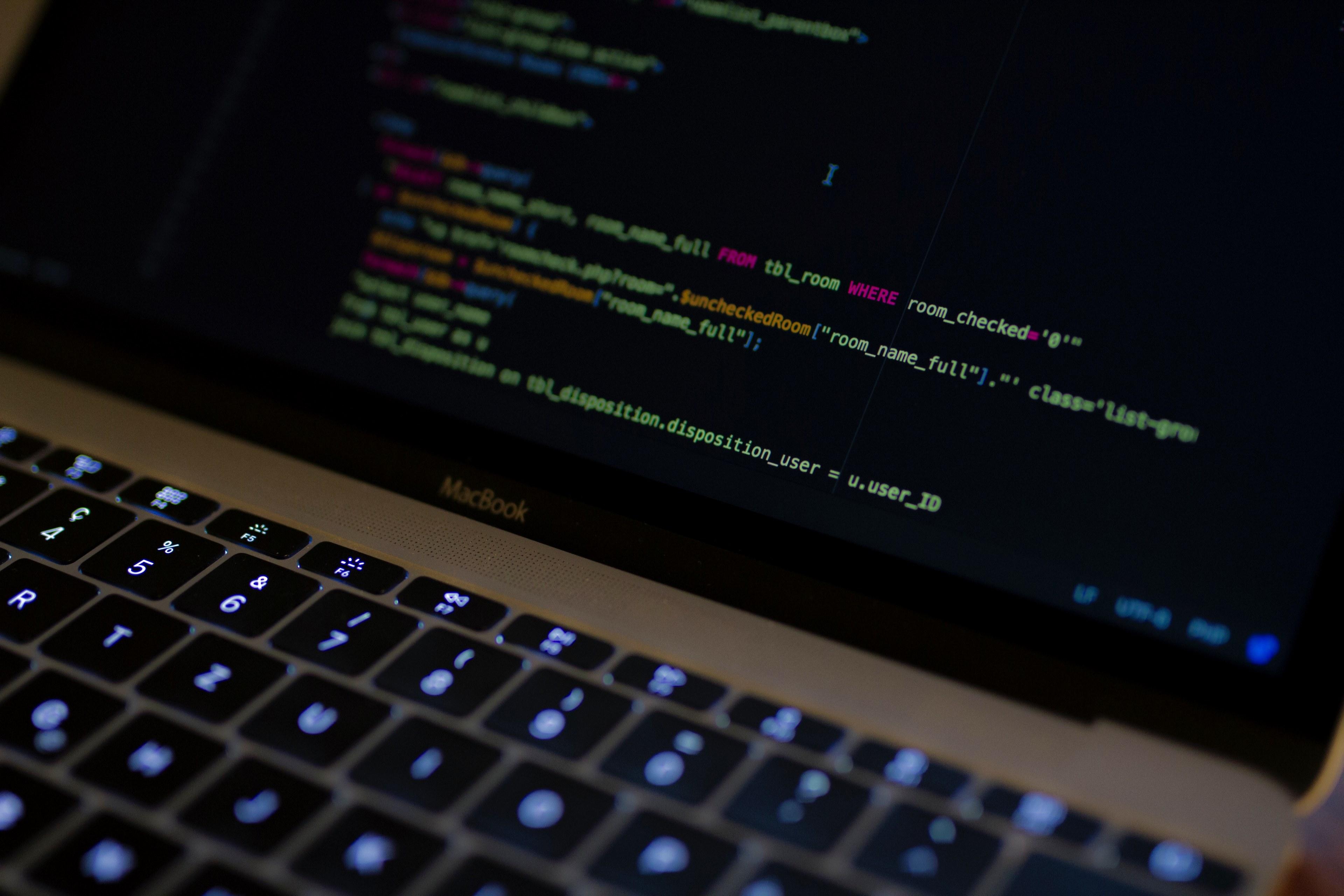 3840x2560 Wallpaper / colorful lines of code on a macbook screen, coding sql in php 4k wallpaper free download
