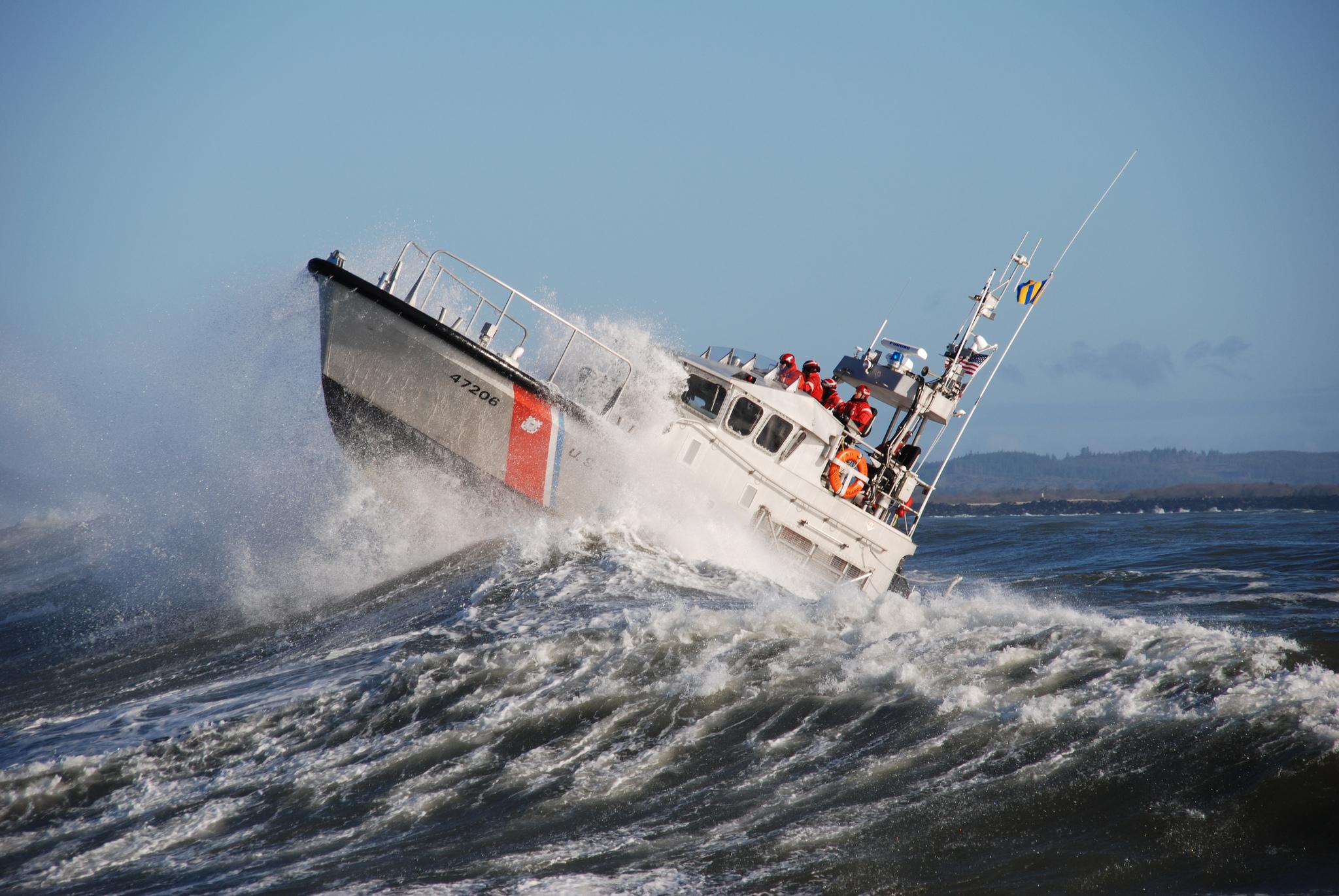 2048x1371 Coast Guard (USCG)