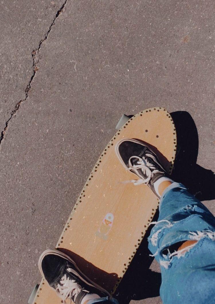 750x1059 Vintage Skateboard Aesthetic Wallpaper