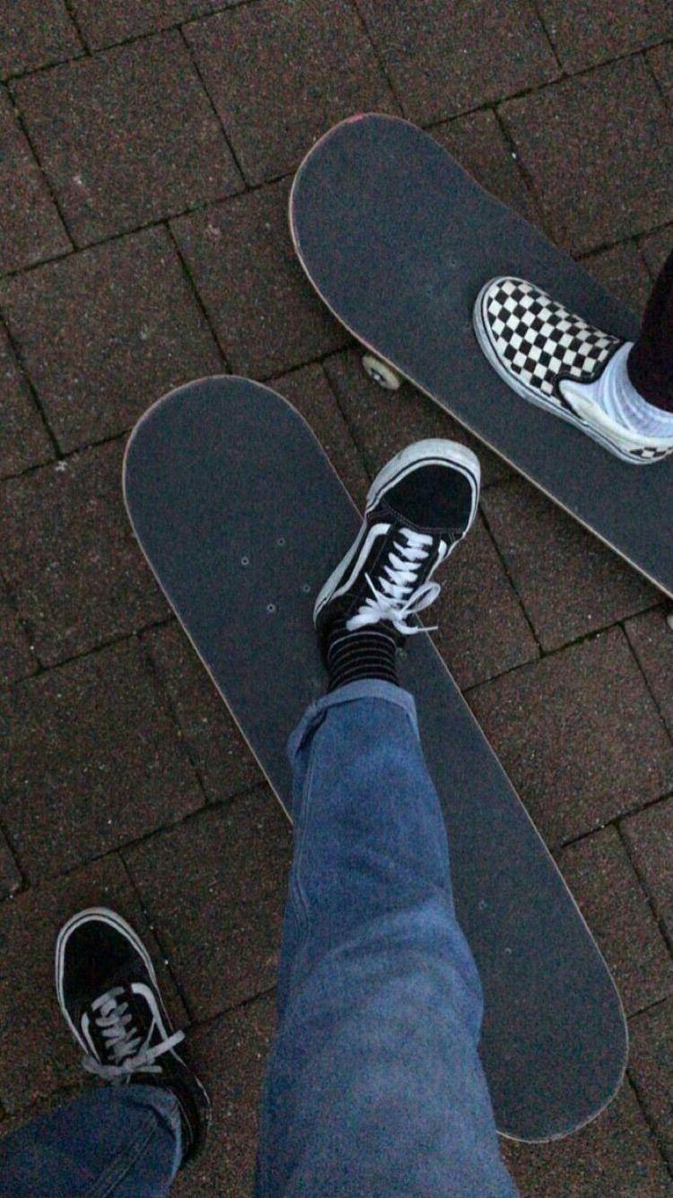 750x1334 Skating Hiking Style Hiking #style #Skating Skating style, Skating diy, Skating photo, Skating fashion, Skating or die, S. Skate style, Skateboard, Skate photo
