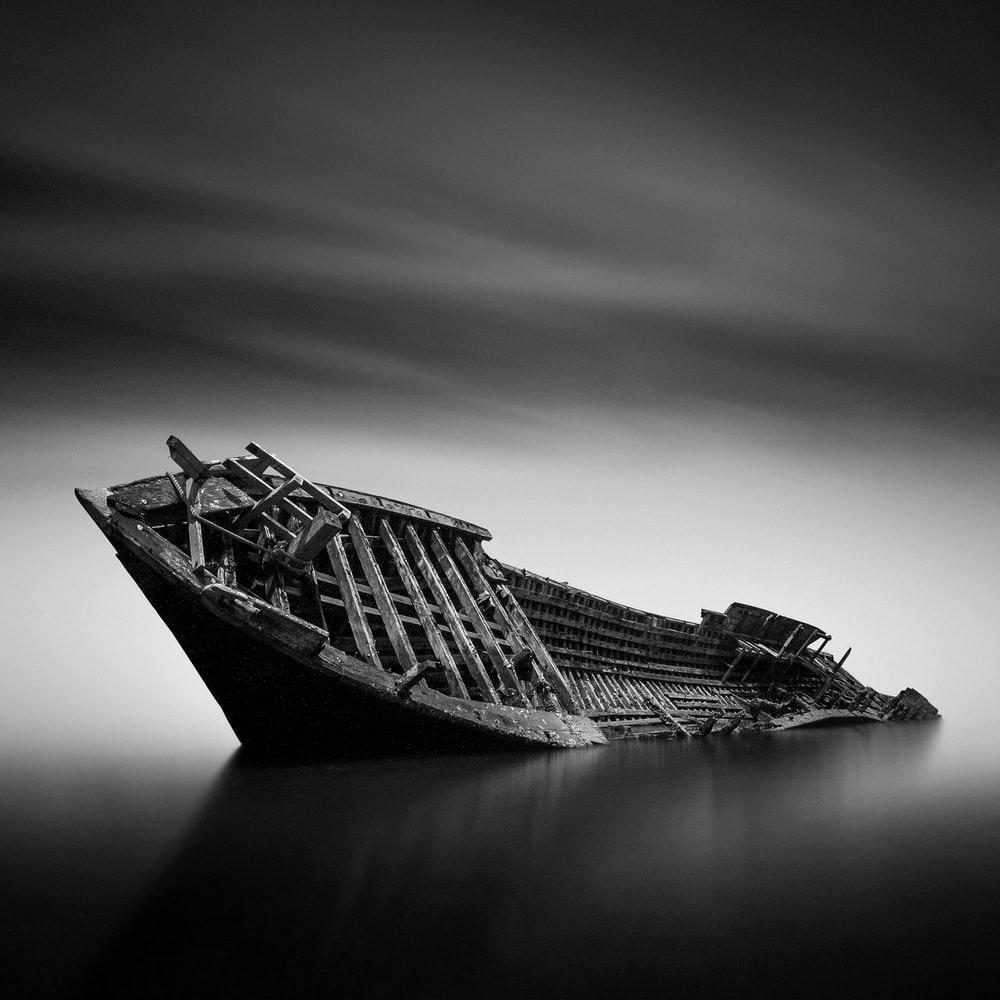 1000x1000 Shipwreck Picture [HD]. Download Free Image