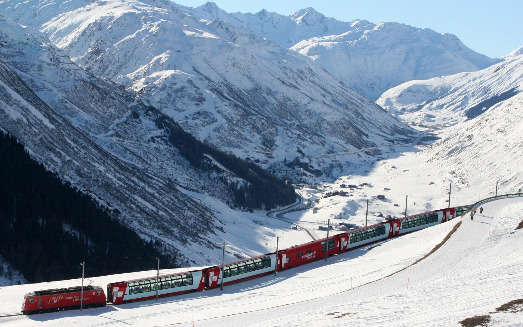 1680x1050 Train Snow Mountain wallpaperx1050