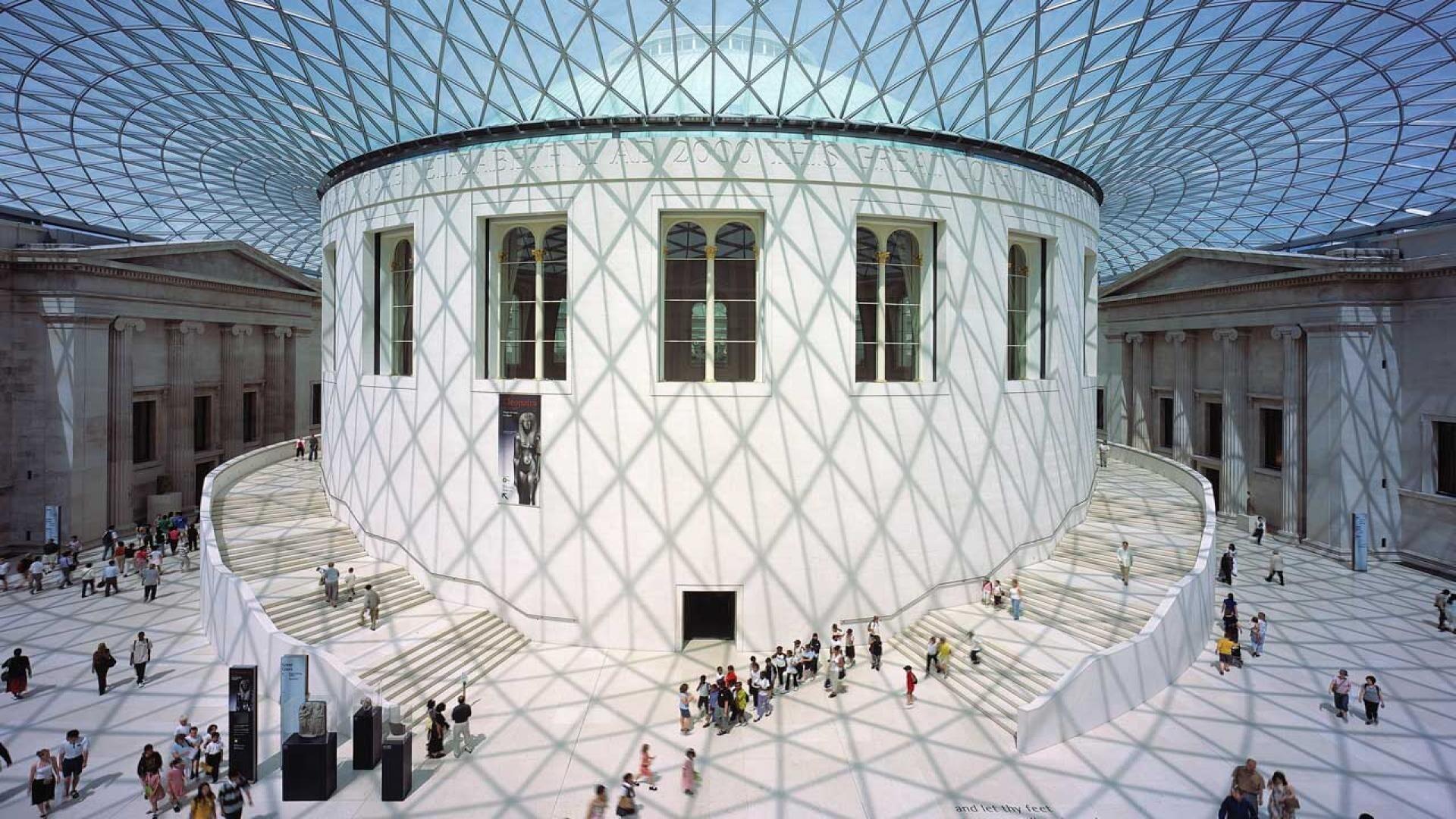 1920x1080 Tourist Place British Museum in London England Wallpaper