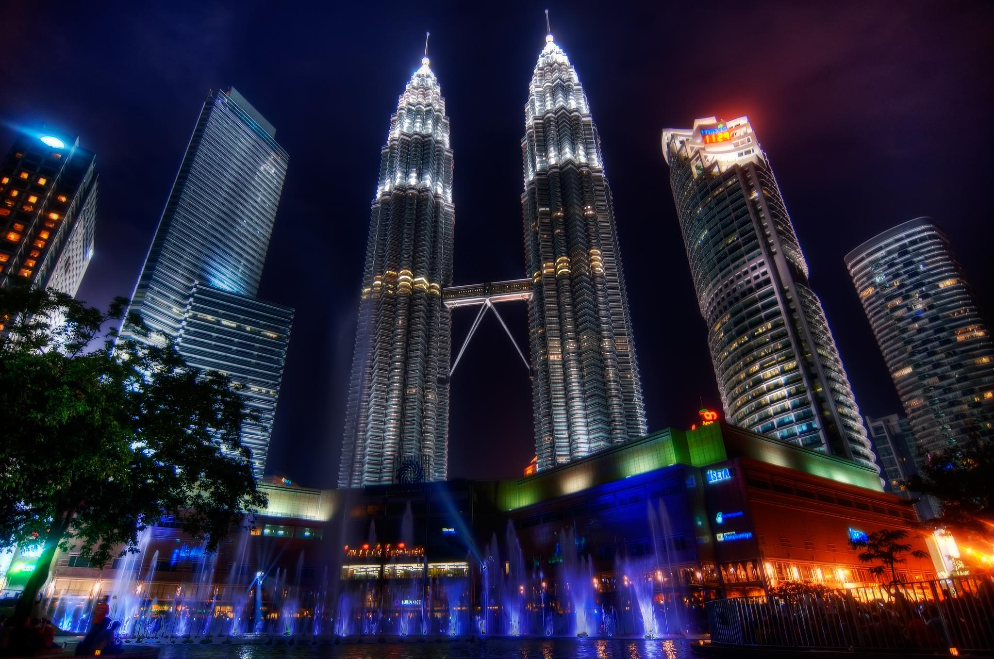 KLCC Wallpapers - Top Free KLCC Backgrounds - WallpaperAccess