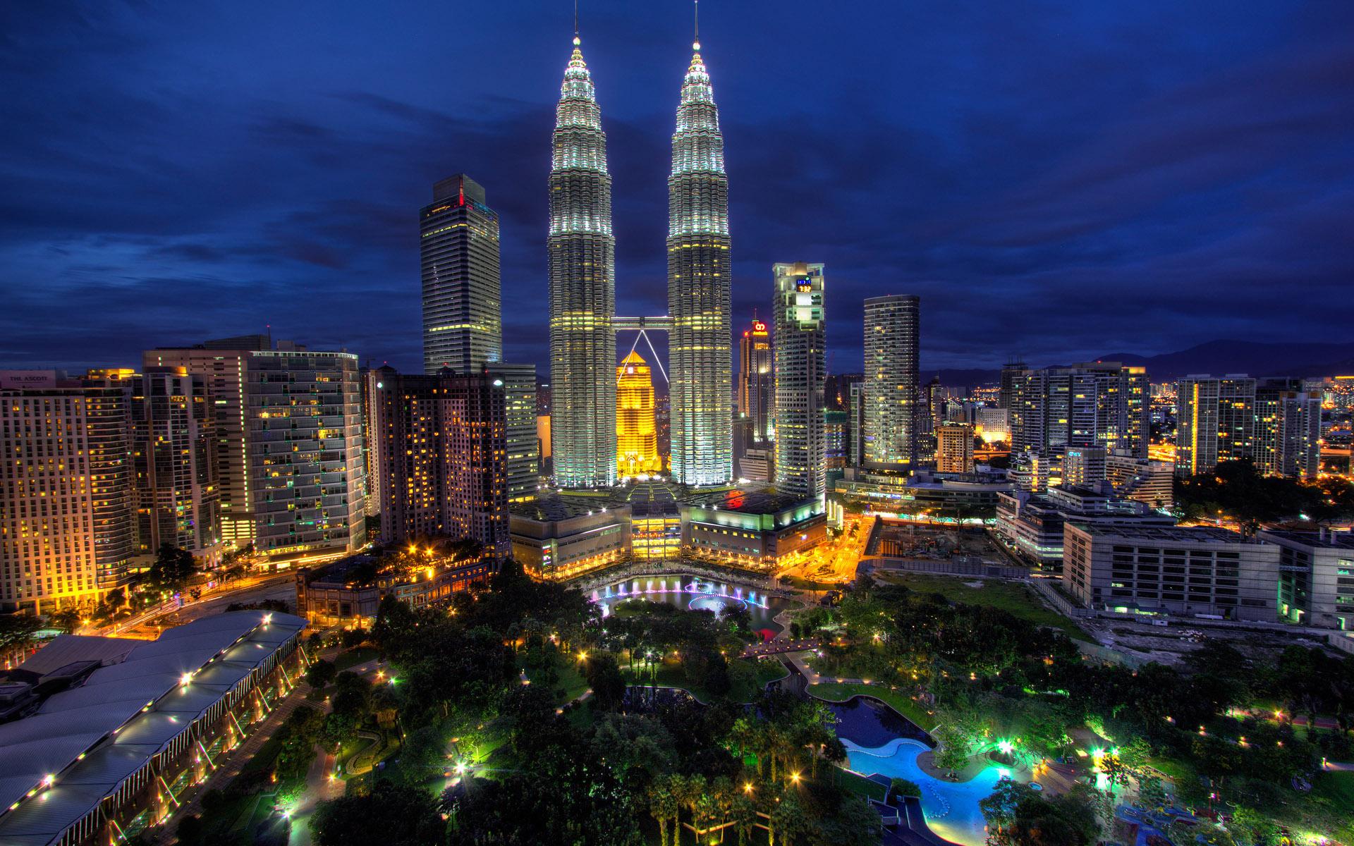 KLCC Wallpapers - Top Free KLCC Backgrounds - WallpaperAccess