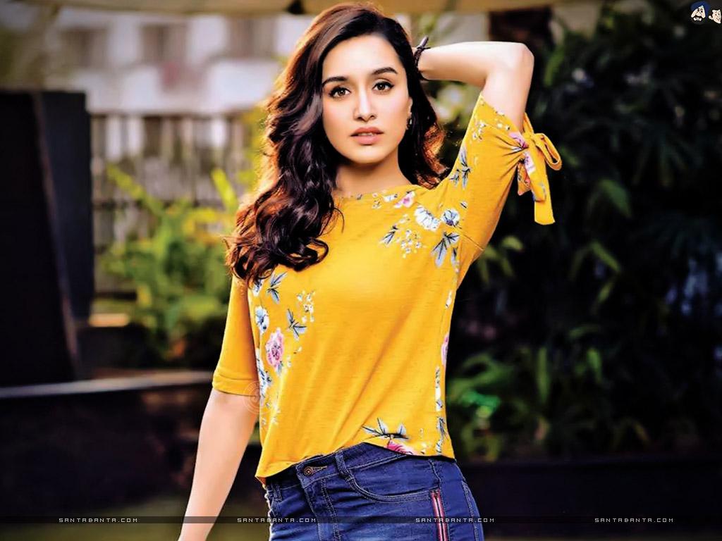 1024x768 Shraddha Kapoor and perfectly beautiful