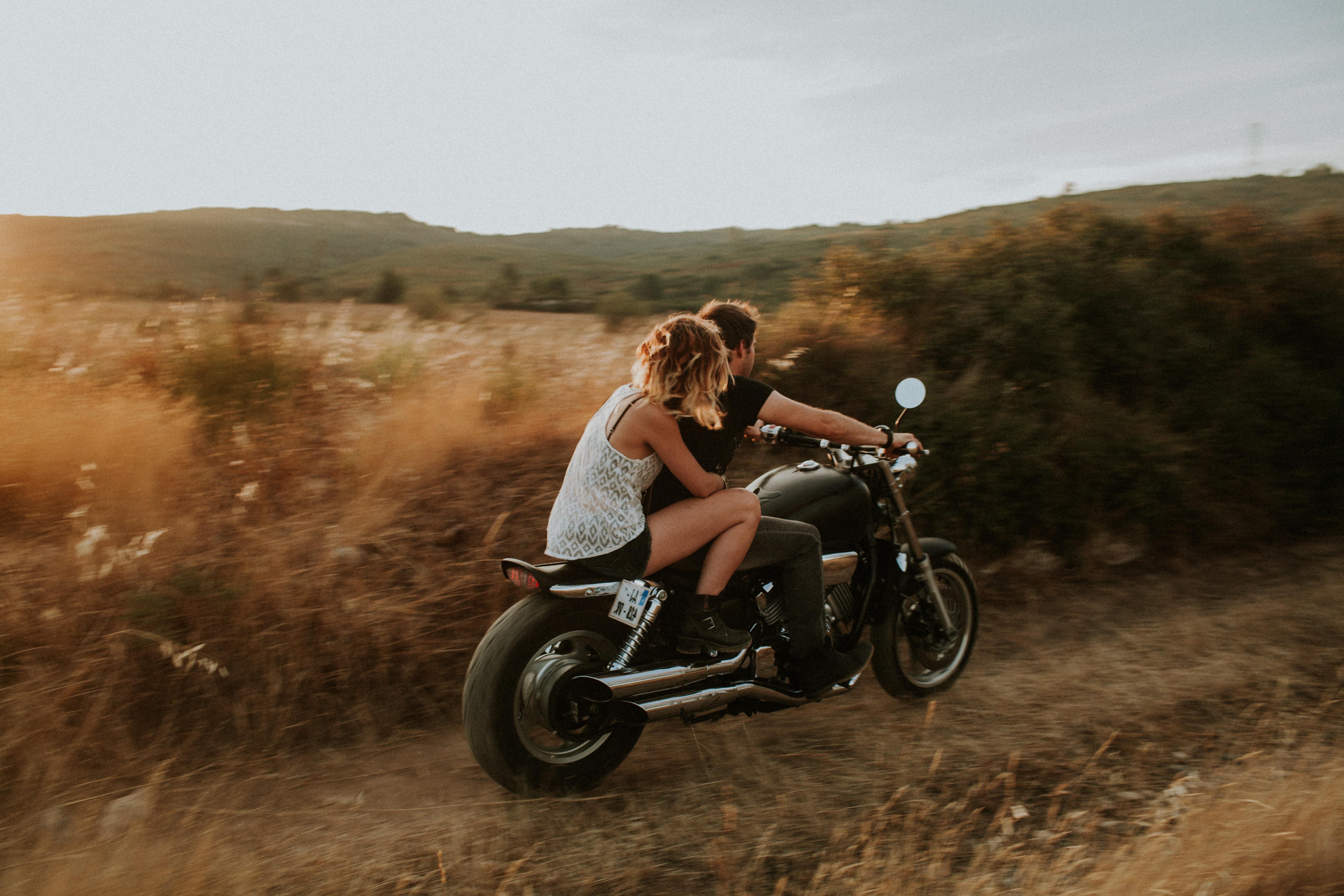 5616x3744 Couple, Motorcycle, Love, Speed Ride Romantic Couple