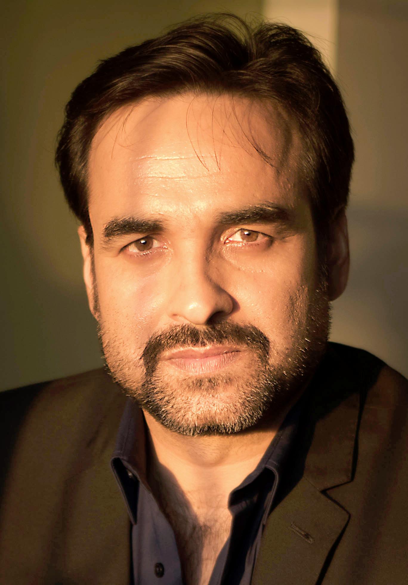 1368x1960 Pankaj Tripathi