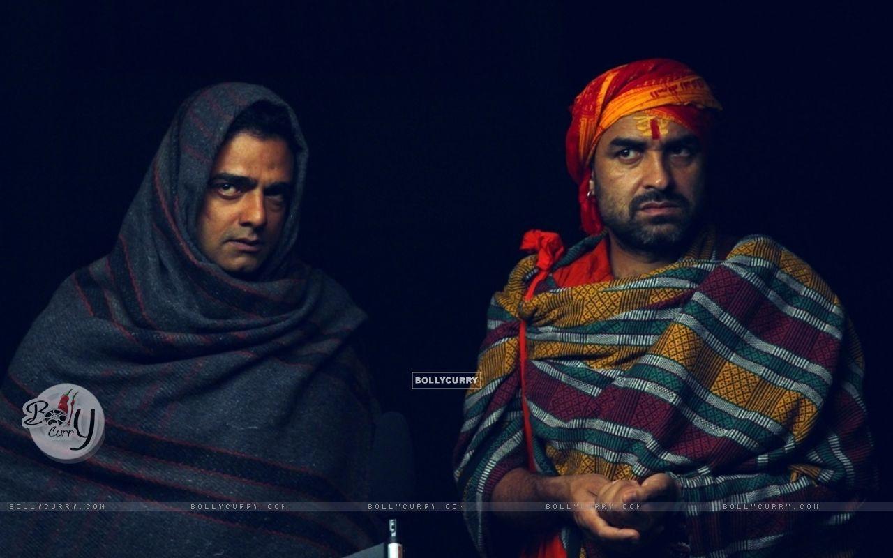 1280x800 Wallpaper Tripathi palys Damru aka 'Mauni BABA' in film 'GLOBAL BABA' size:1280x800