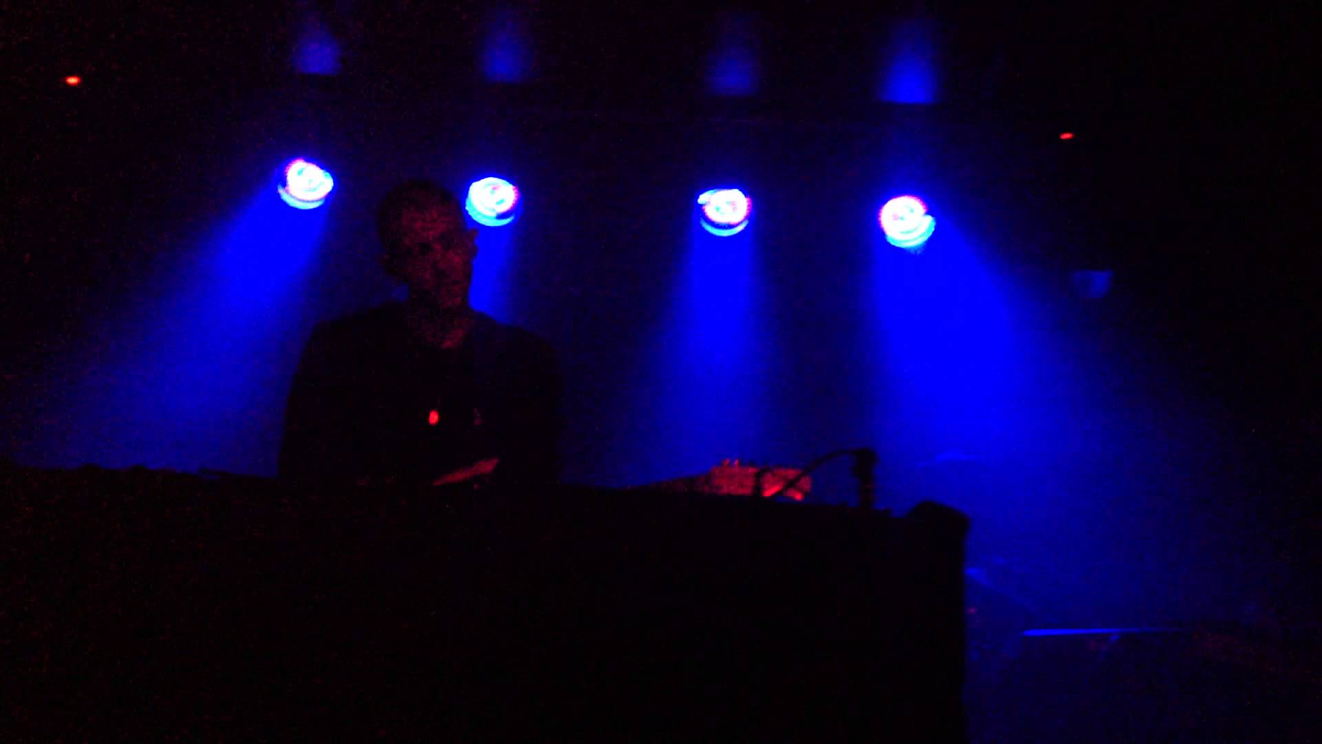 1920x1080 Shlohmo From Smoke Live TRILL, Razzmatazz, May 2015