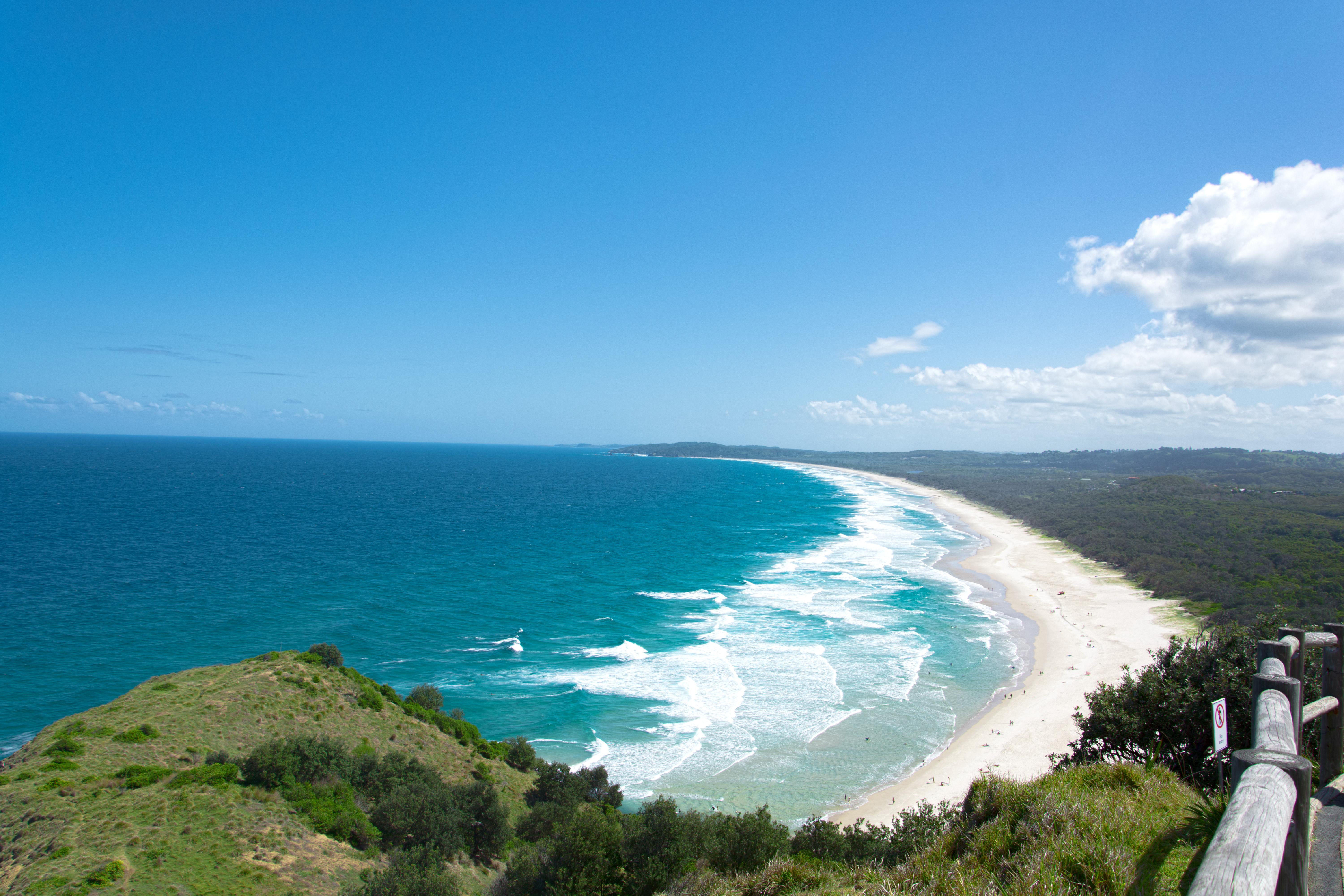 6000x4000 Free of byron bay
