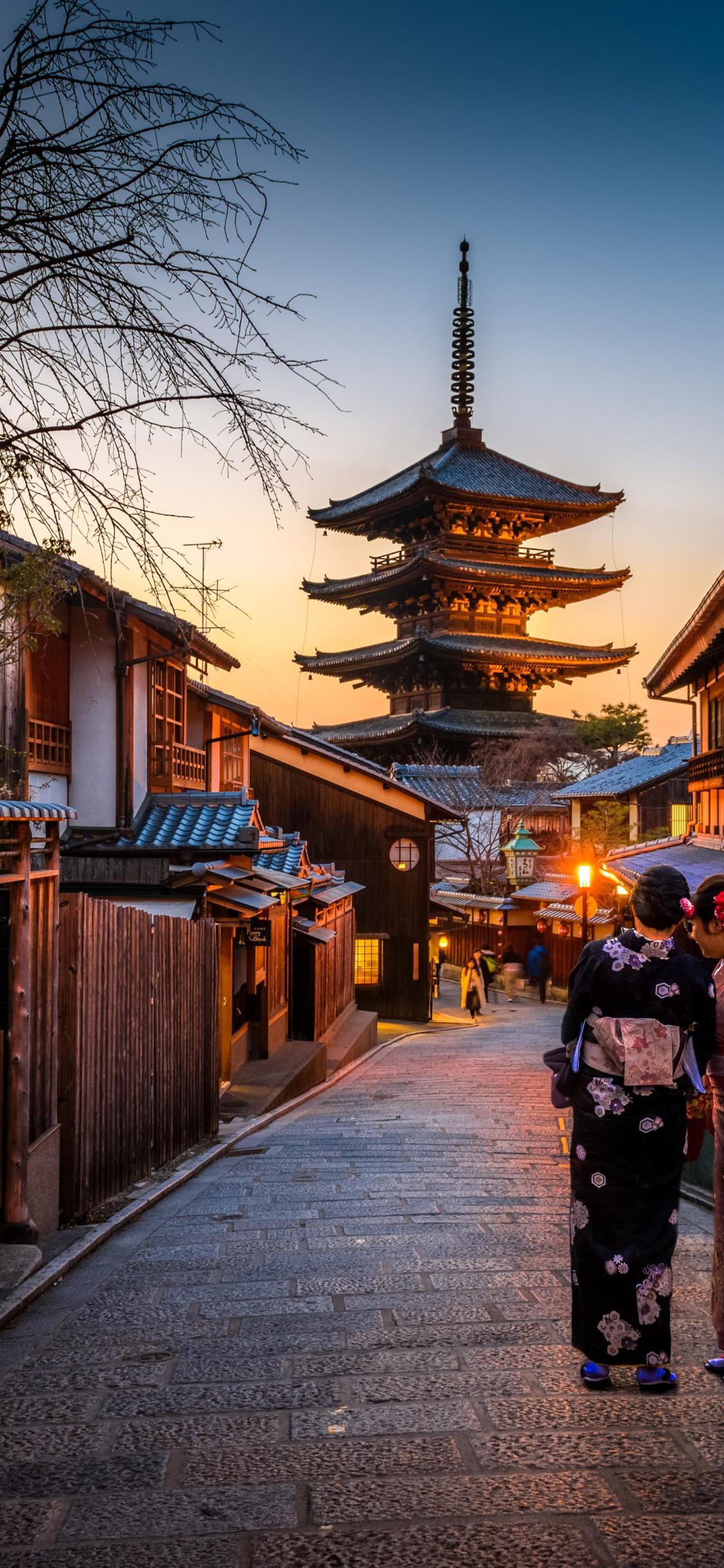 1125x2436 Kyoto, Japan Wallpaper