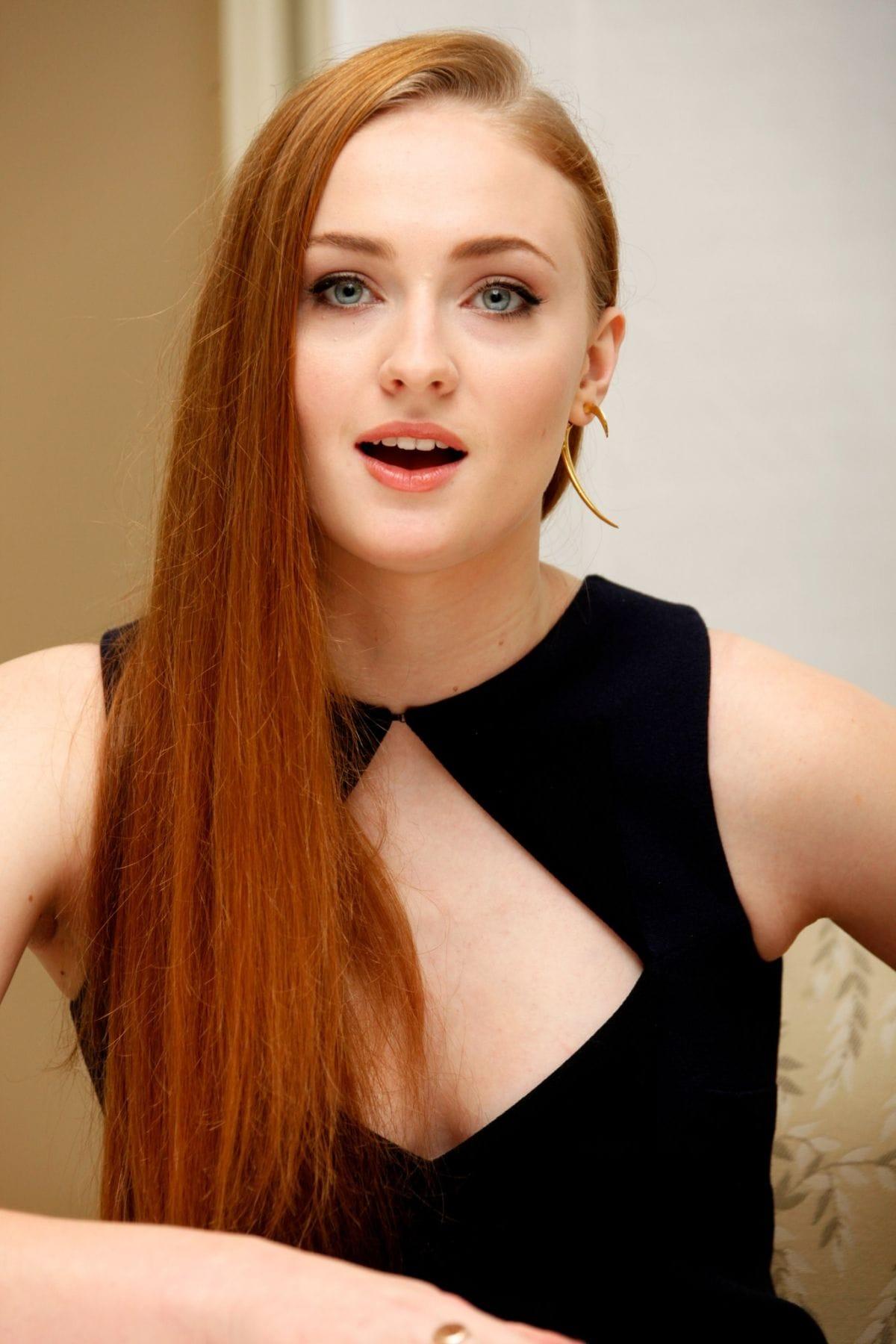 1200x1800 Sophie Turner HD