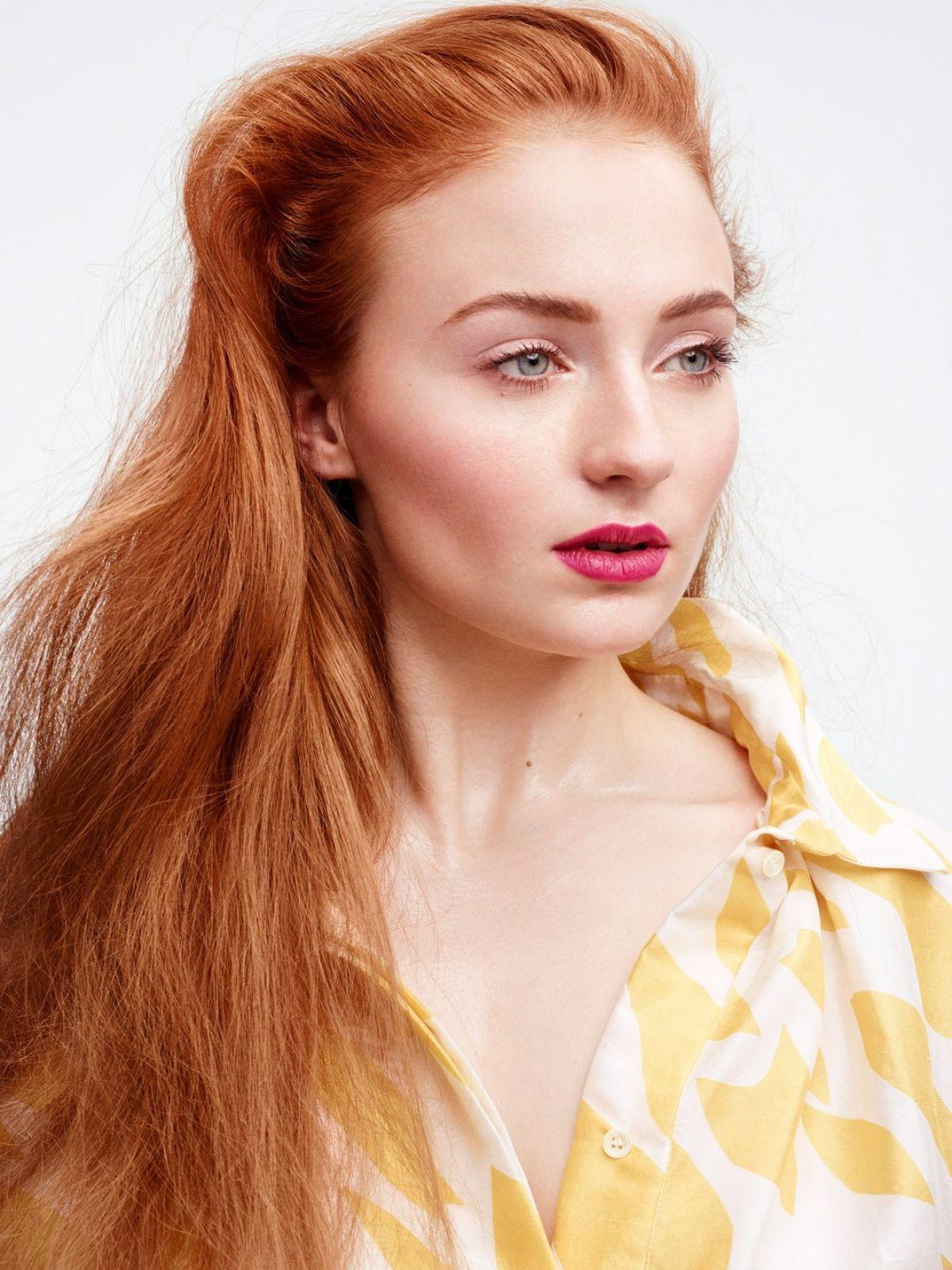 1200x1601 Sophie Turner Free Download Wallpaper For Mobile