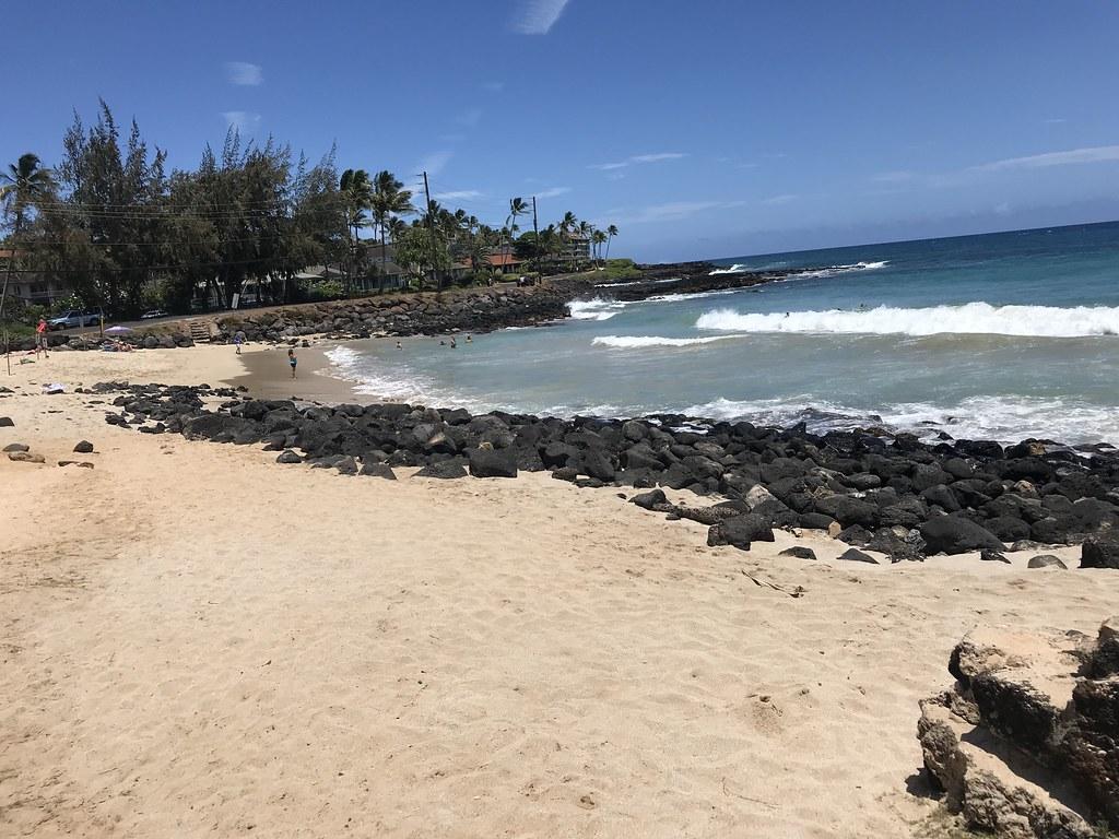 1024x768 poipu beach