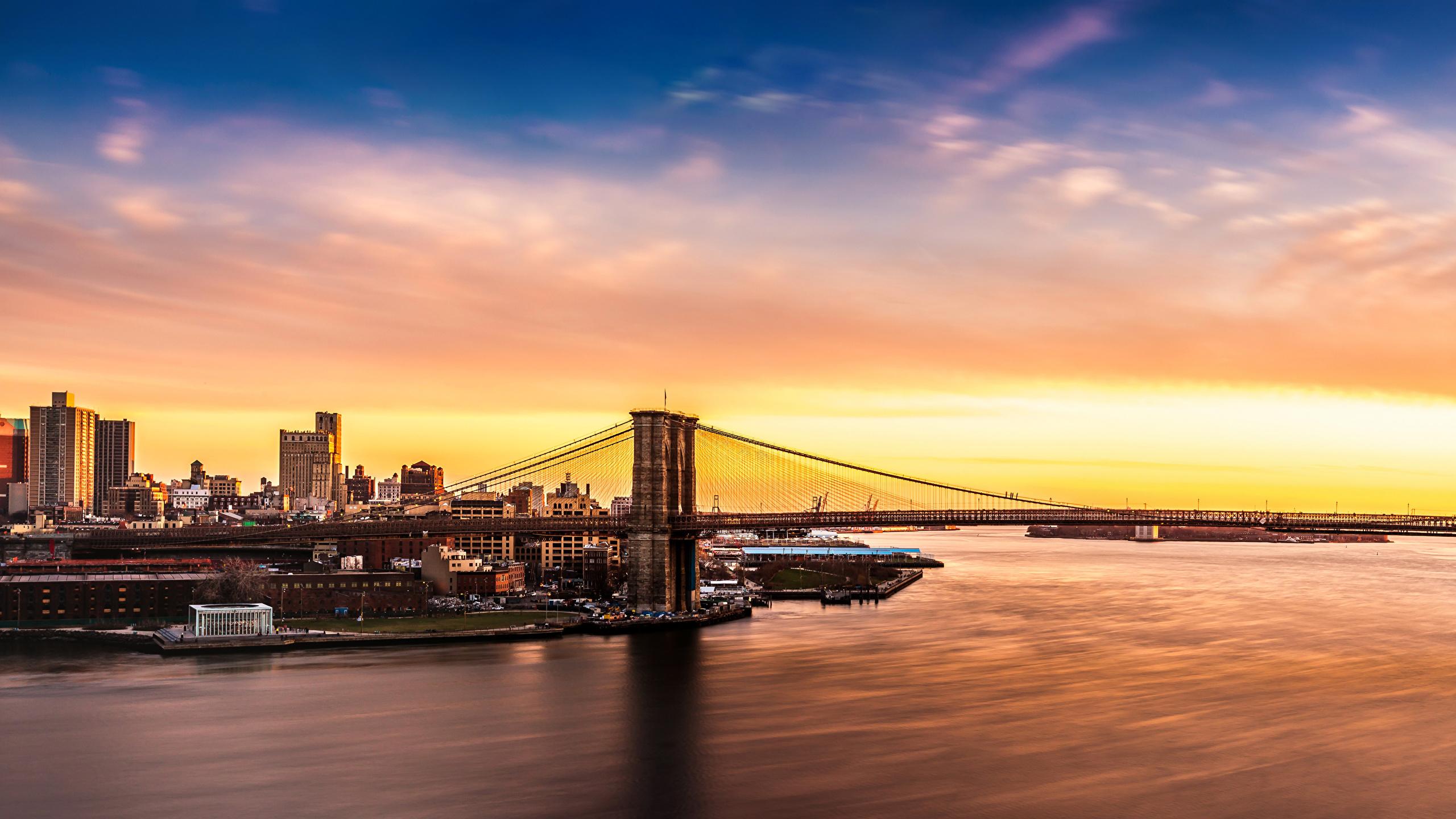 2560x1440 Photo USA Brooklyn Bridges Sunrises and sunsets river 2560x1440