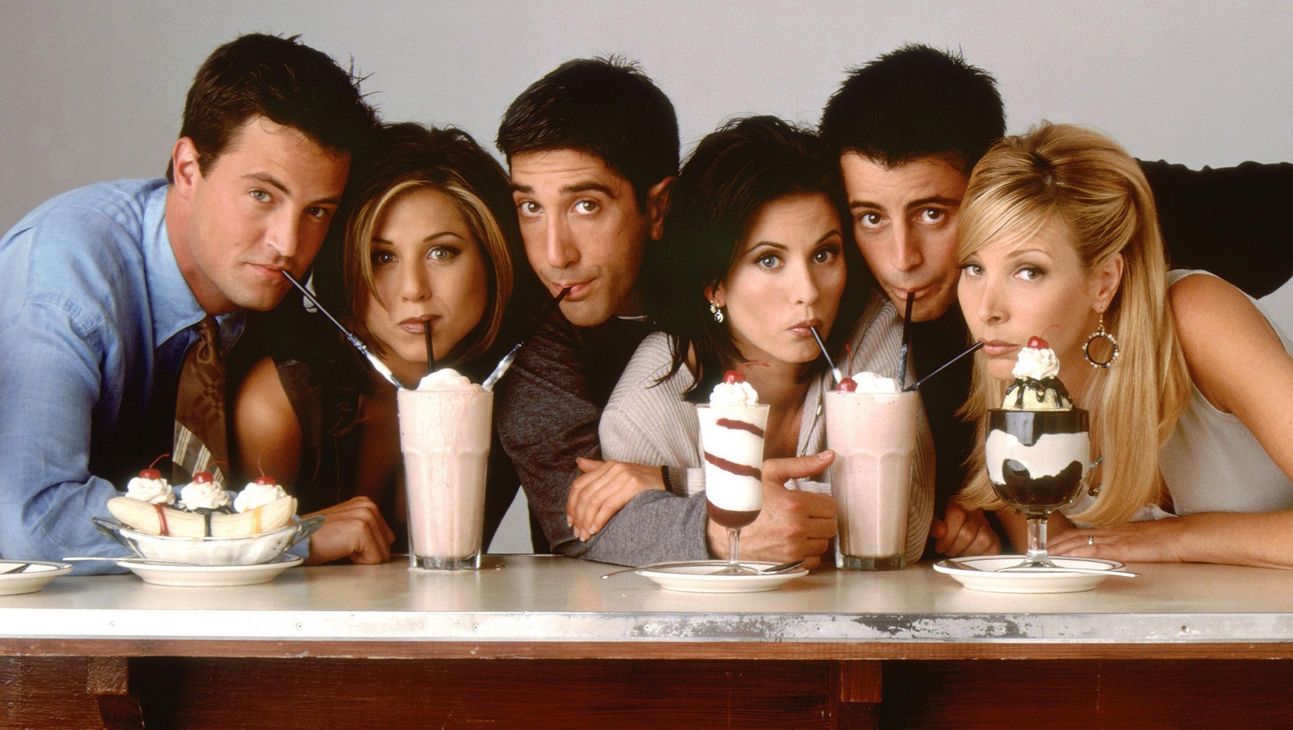 2552x1442 Friends 4k Desktop Wallpaper