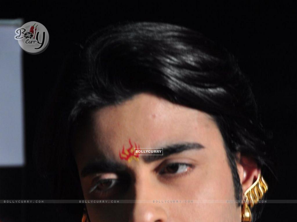 1024x768 Wallpaper Rode in Suryaputra Karn size:1024x768