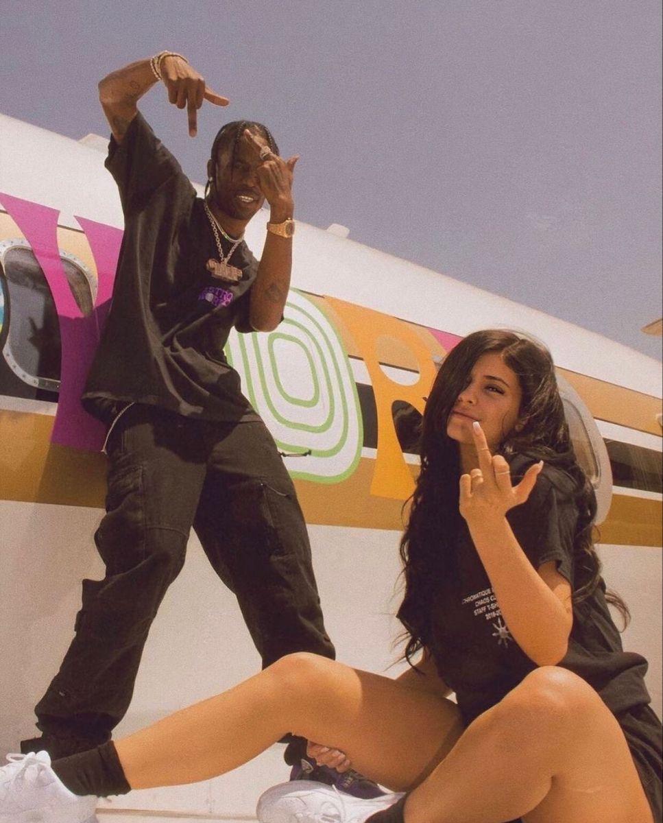 967x1200 Pose. Black girl art, Kylie jenner outfits, Aesthetic photography