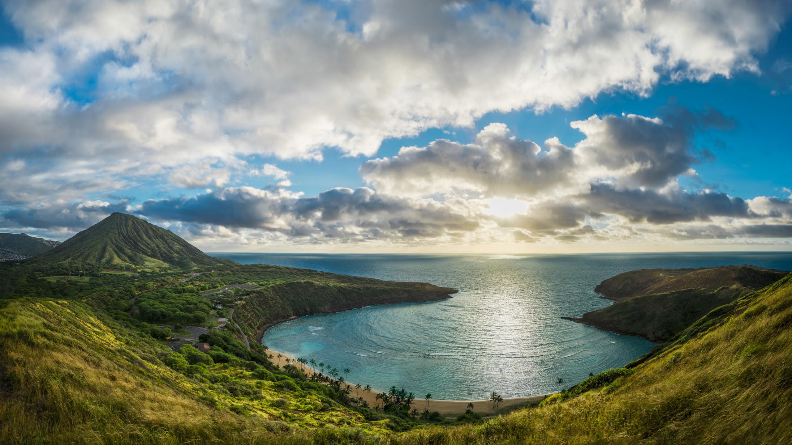 2560x1440 Hanauma Bay in Hawaii HD Wallpaper