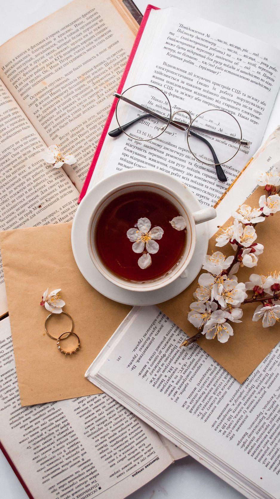 938x1668 Books Spring Wallpaper