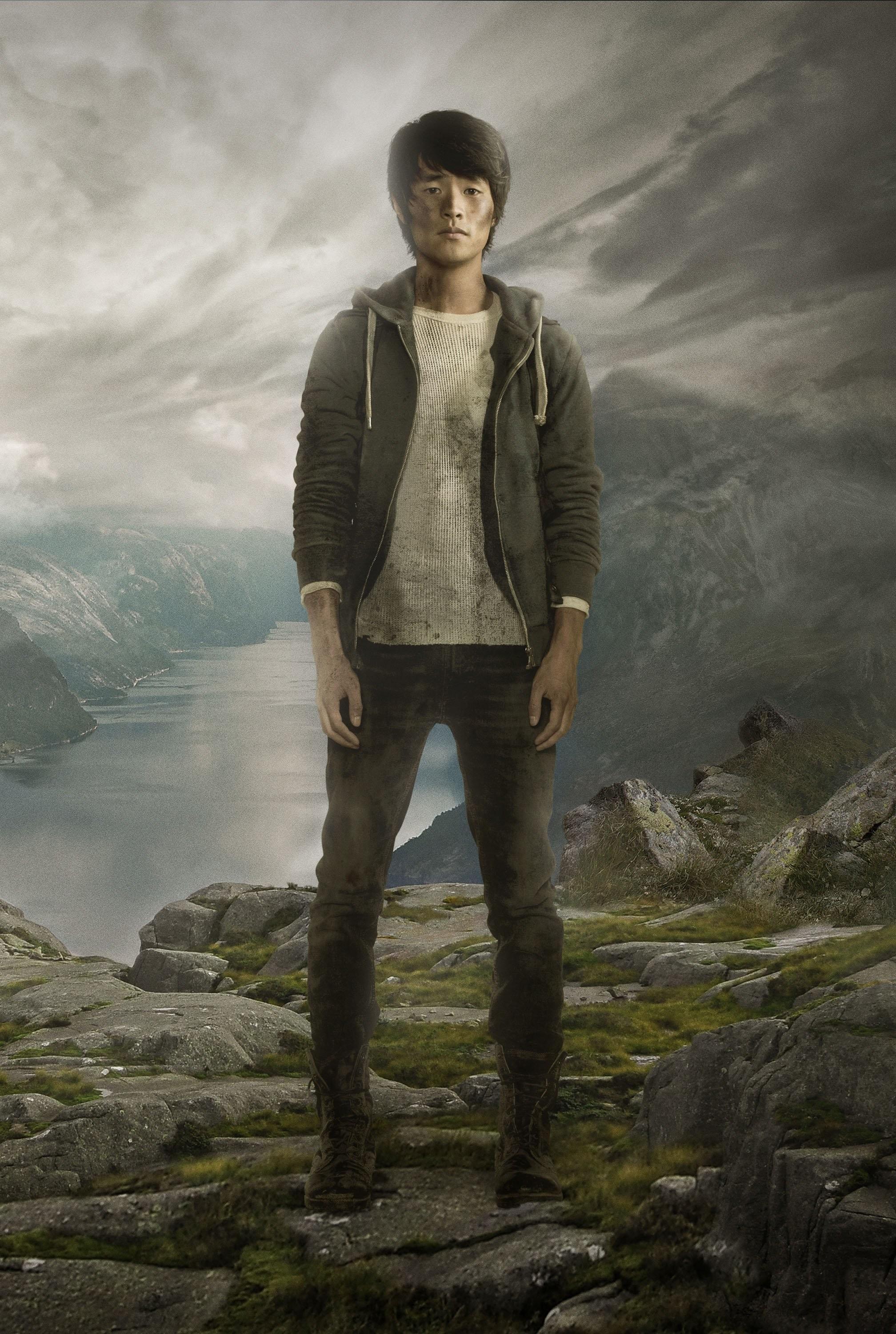 2016x3000 The Monty HD Wallpaper