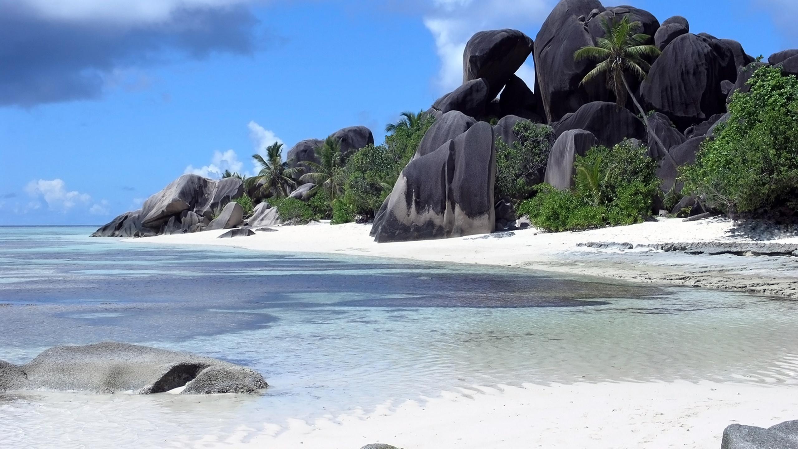 2560x1440 nice beach desktop PC and Mac wallpaper