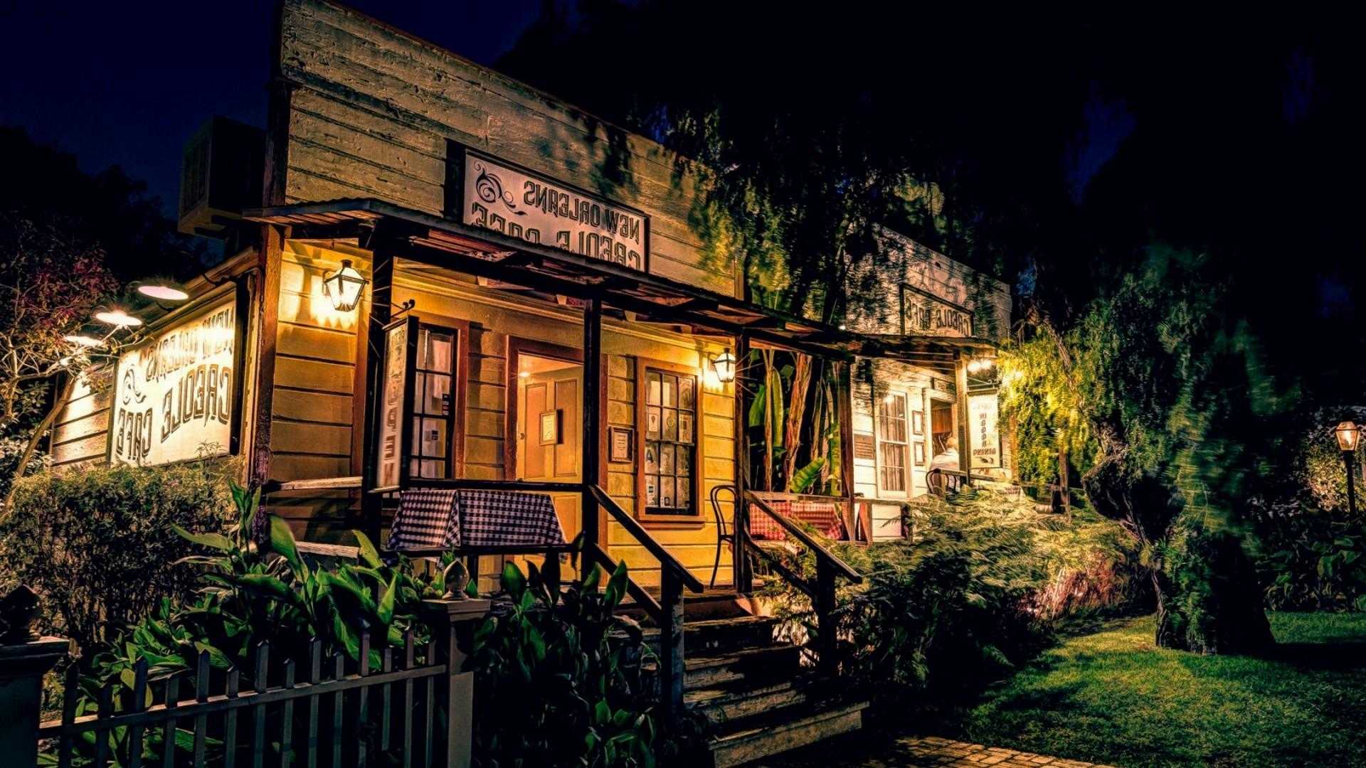 1920x1080 French Quarter Wallpaper